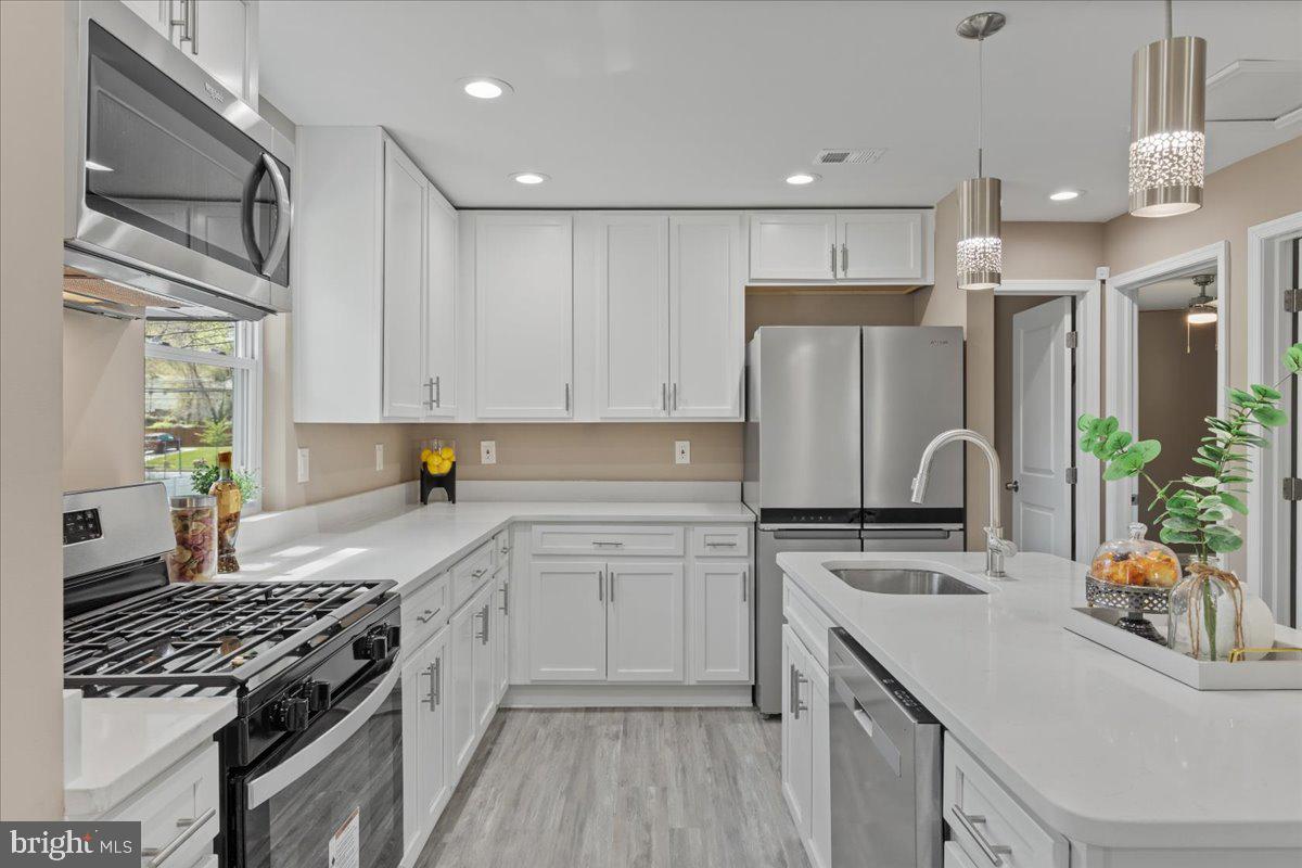 PEPPER MILL VILLAGE - Residential