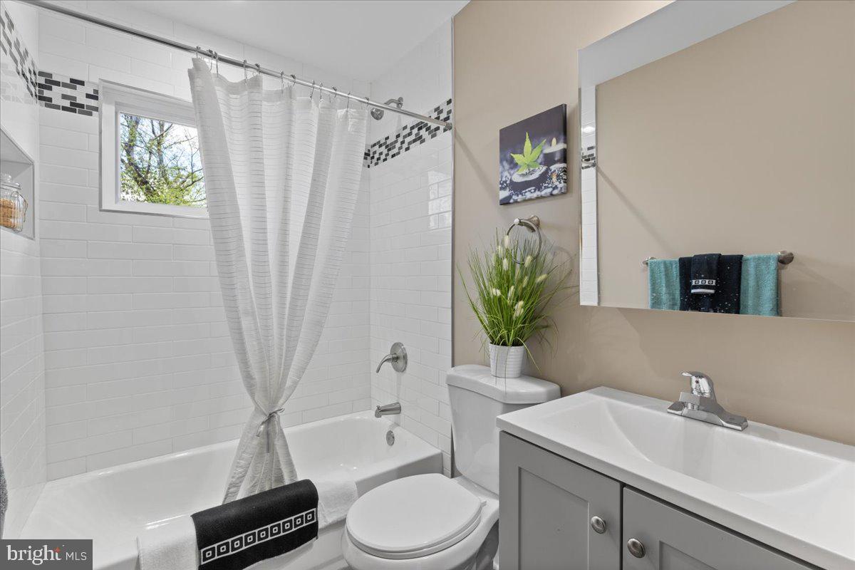 PEPPER MILL VILLAGE - Residential