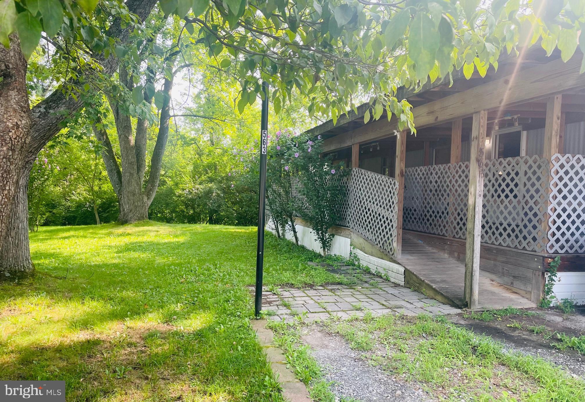 563 PINE DRIVE