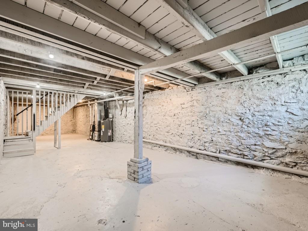 GOVANS - Residential