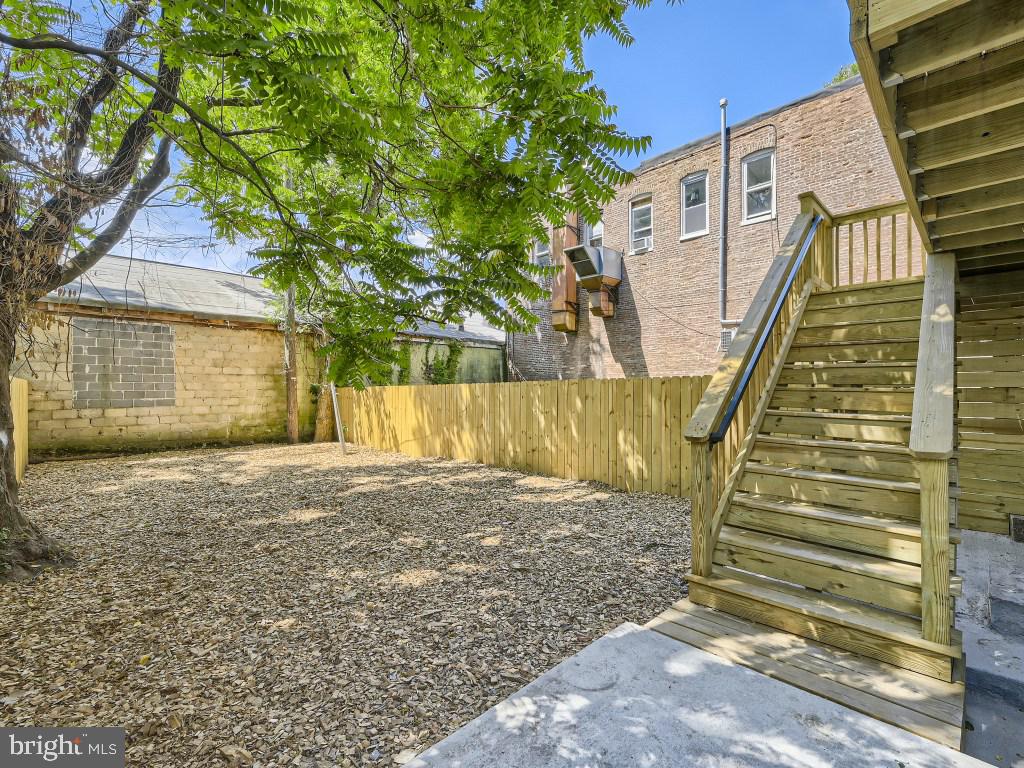 GOVANS - Residential