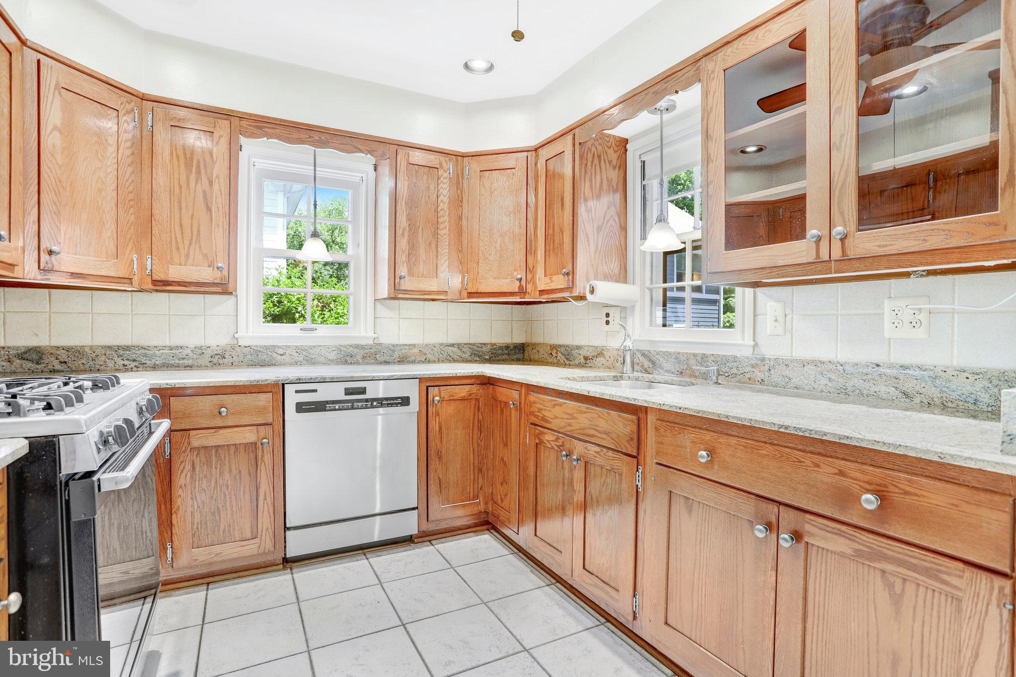 GLENCARLYN - Residential