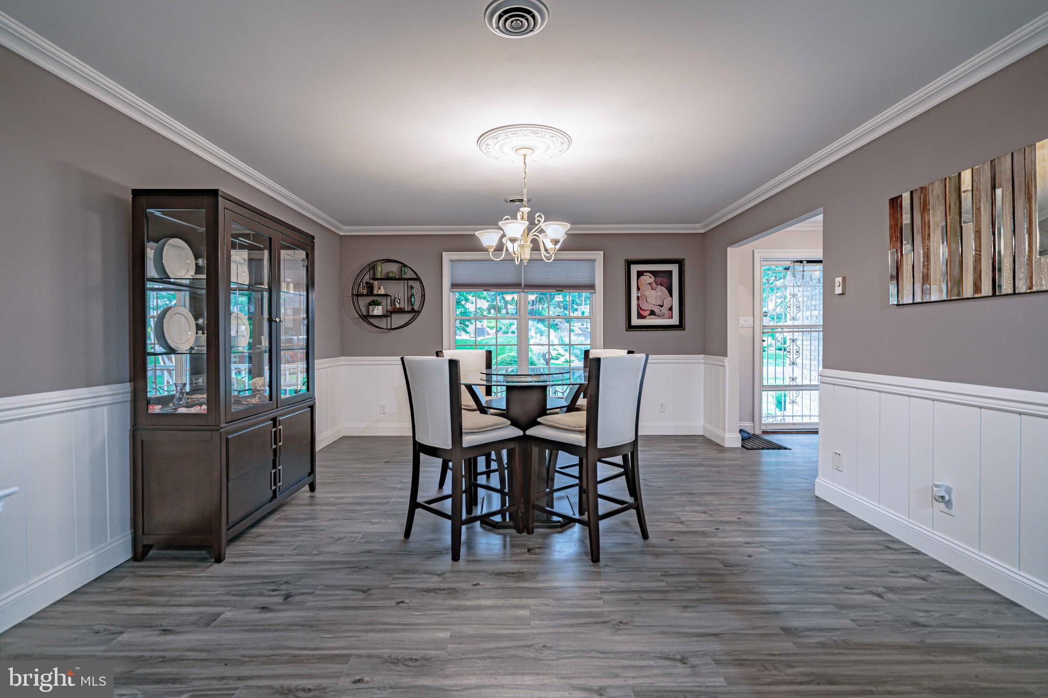 GLENVIEW ESTATES - Residential