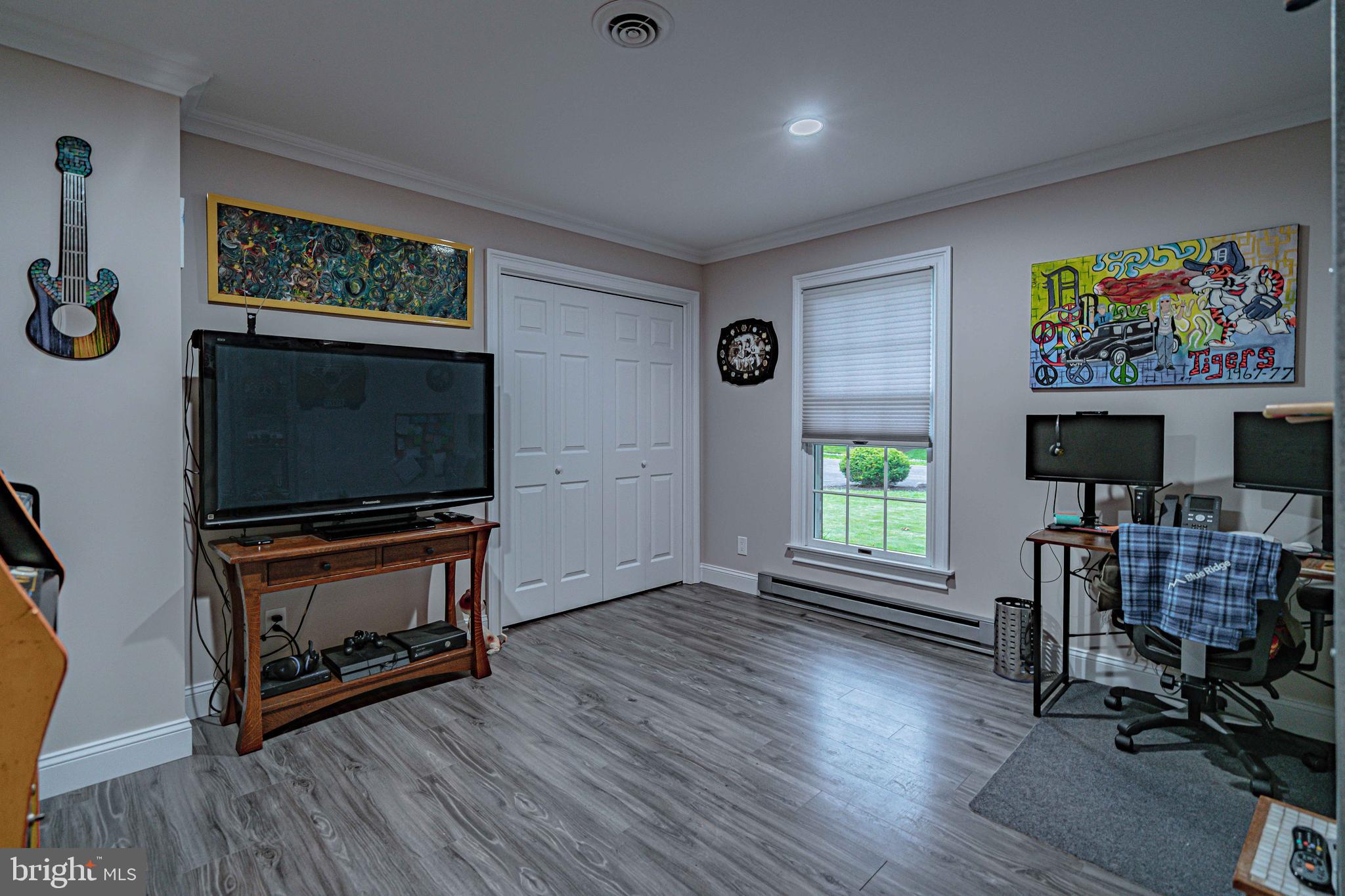 GLENVIEW ESTATES - Residential