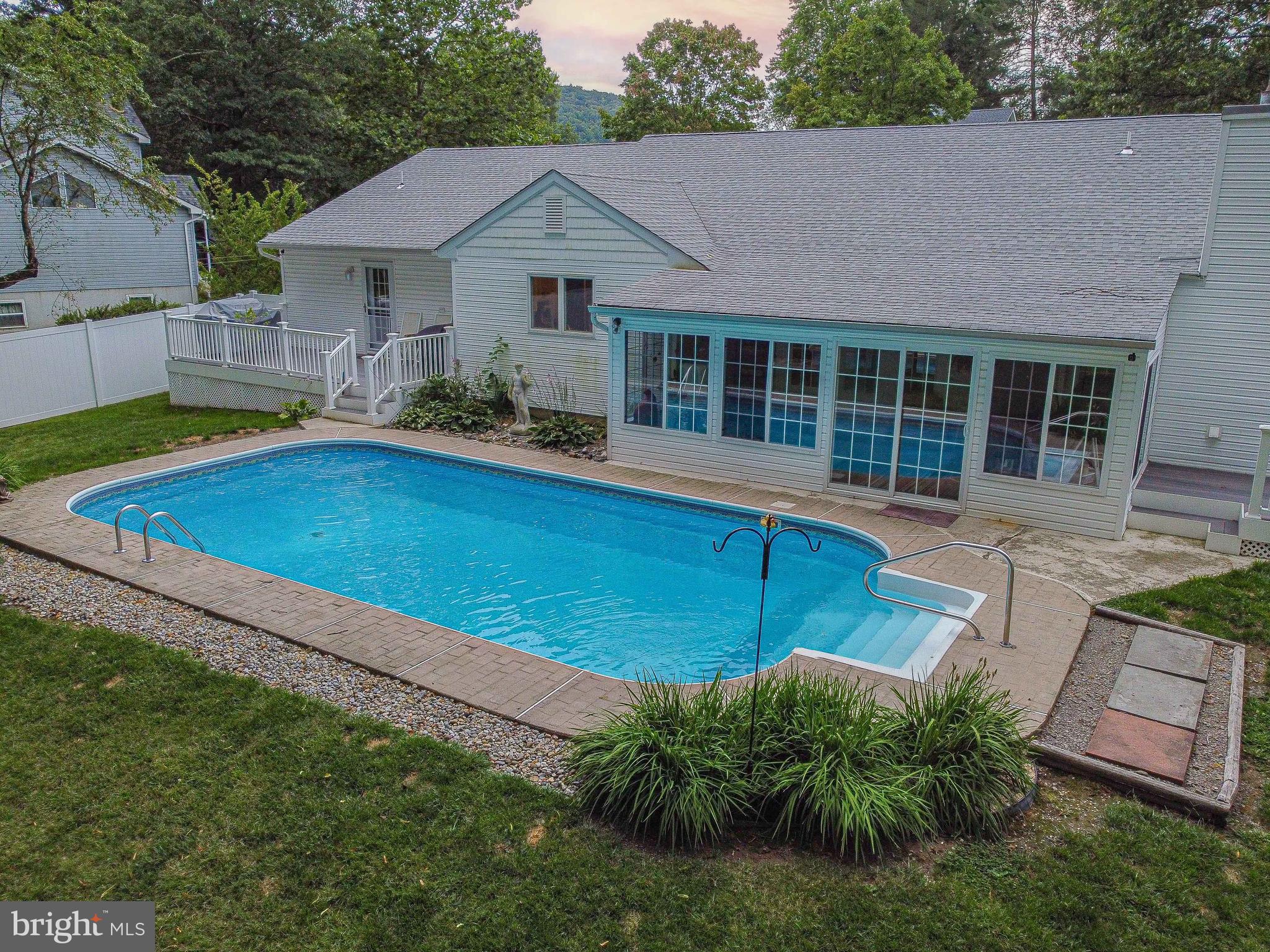 GLENVIEW ESTATES - Residential