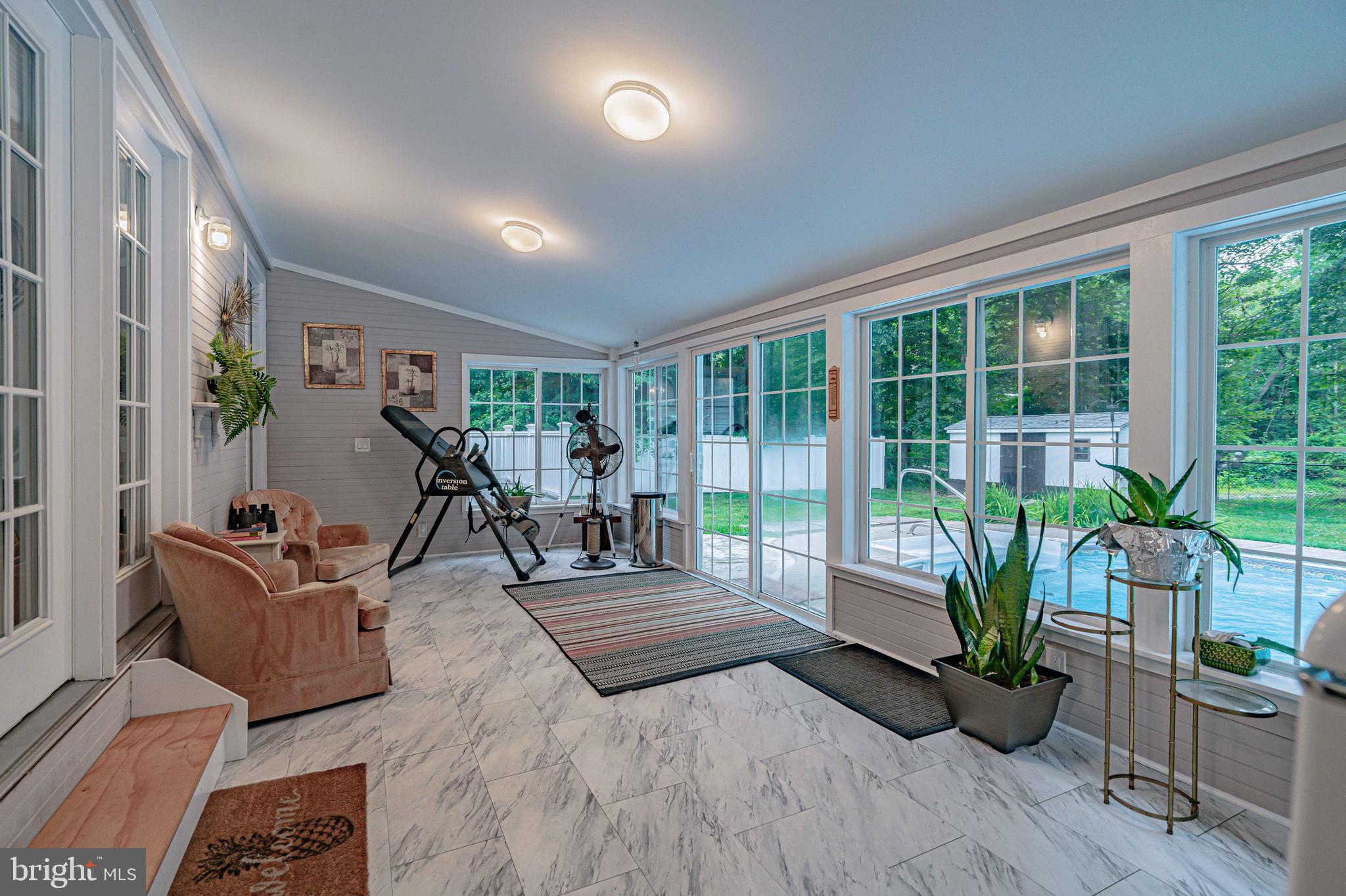 GLENVIEW ESTATES - Residential