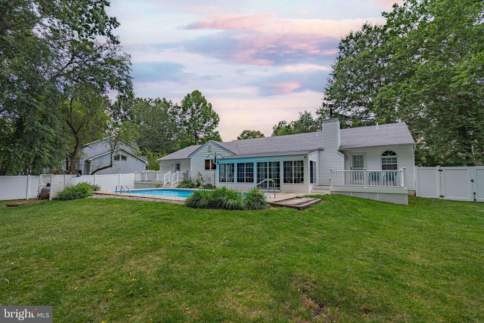 GLENVIEW ESTATES - Residential