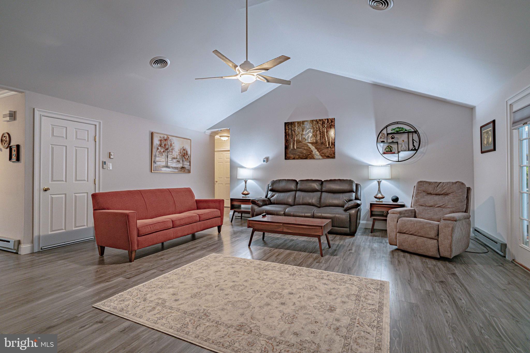 GLENVIEW ESTATES - Residential