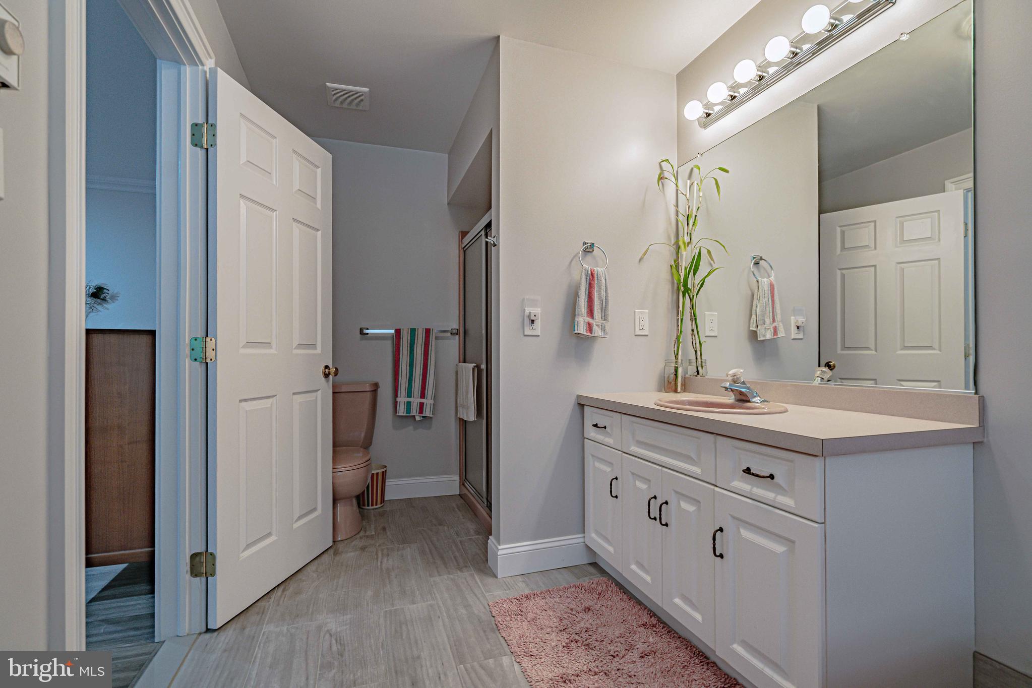 GLENVIEW ESTATES - Residential