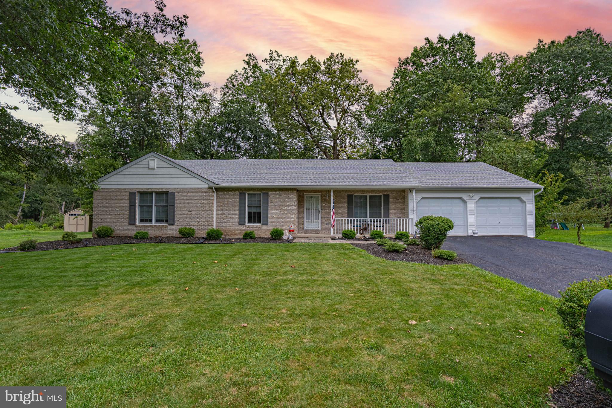 GLENVIEW ESTATES - Residential