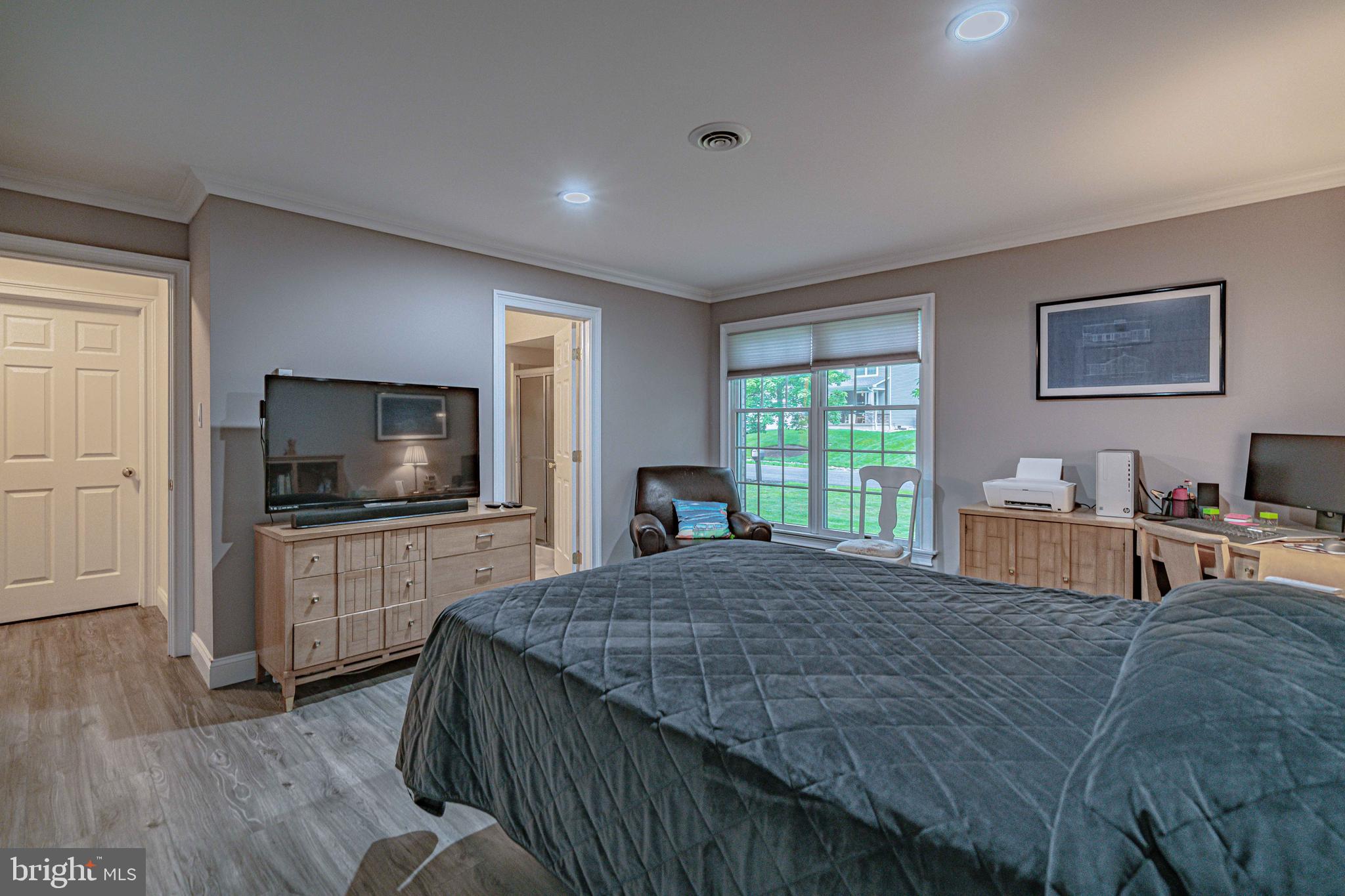 GLENVIEW ESTATES - Residential