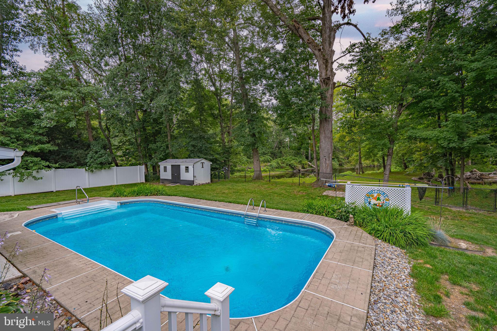 GLENVIEW ESTATES - Residential