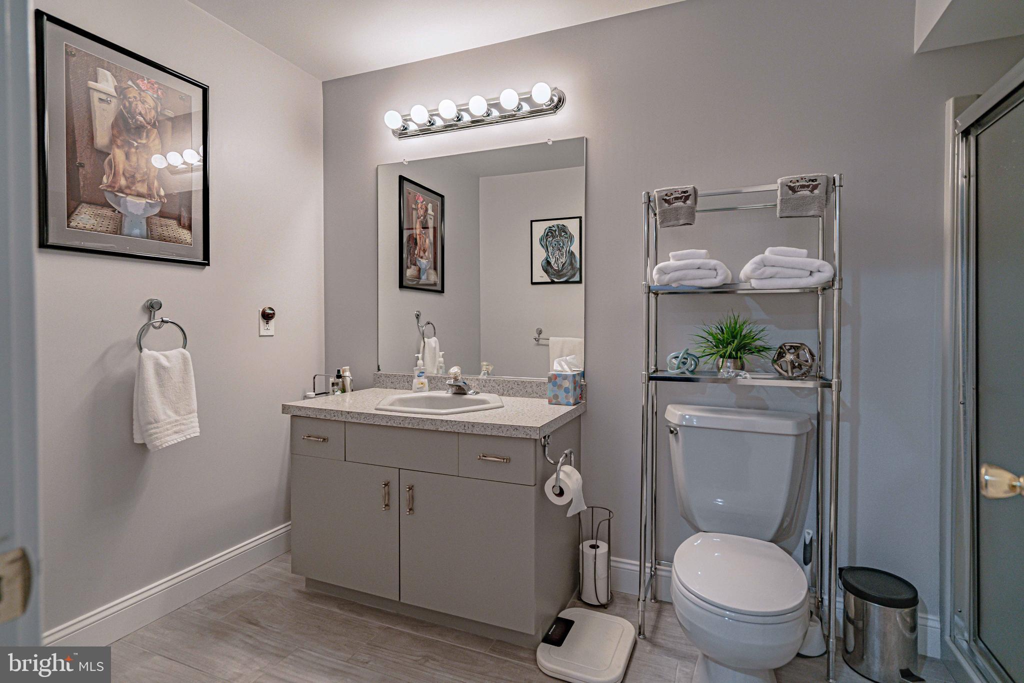 GLENVIEW ESTATES - Residential