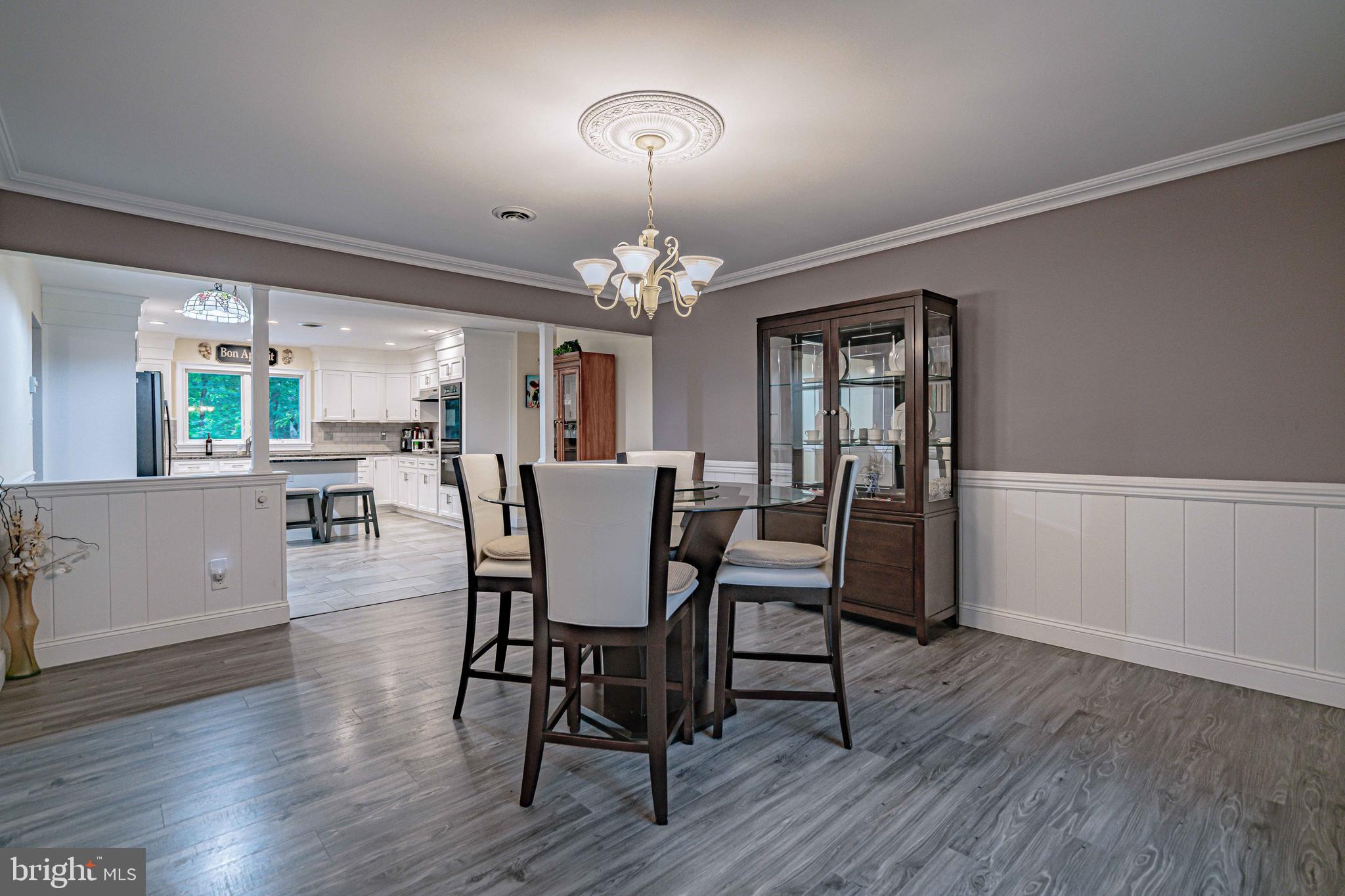 GLENVIEW ESTATES - Residential