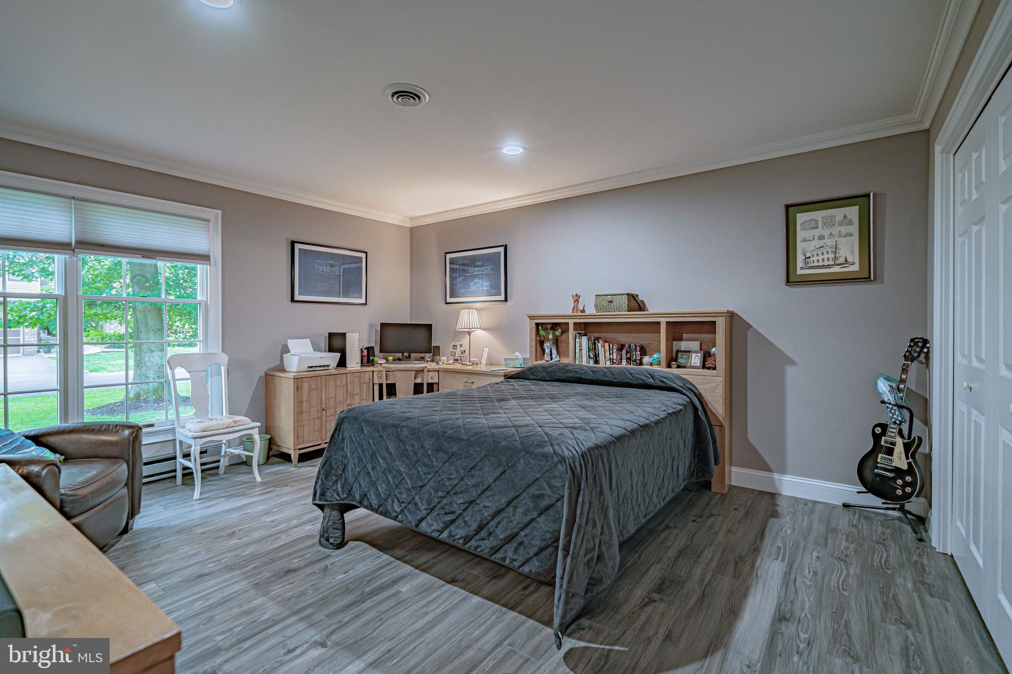 GLENVIEW ESTATES - Residential