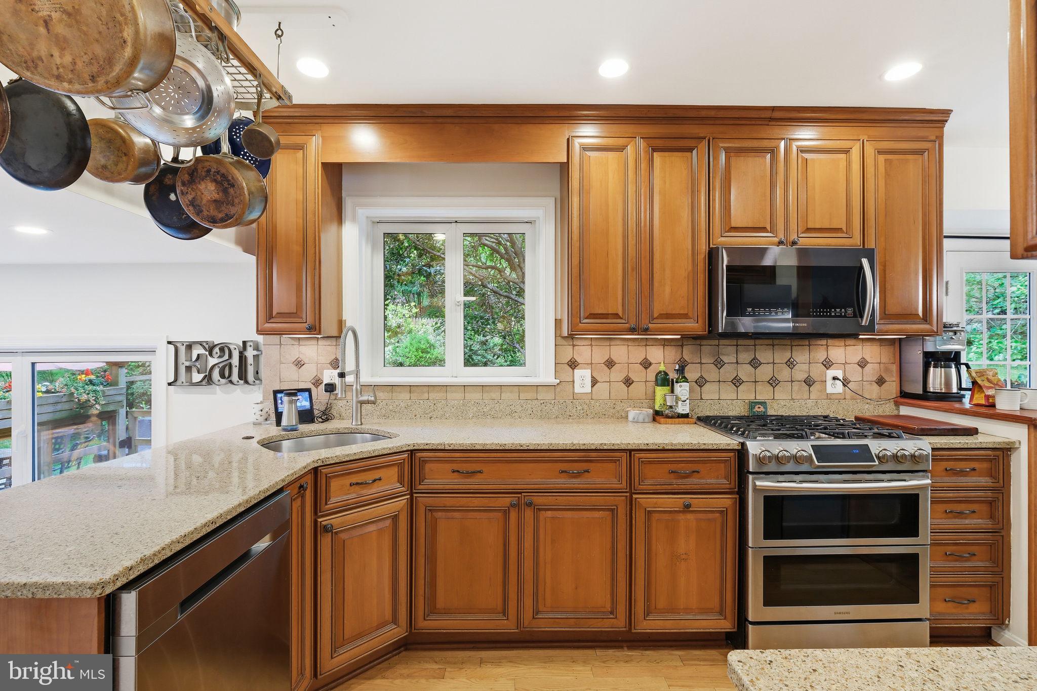 POTOMAC WOODS - Residential