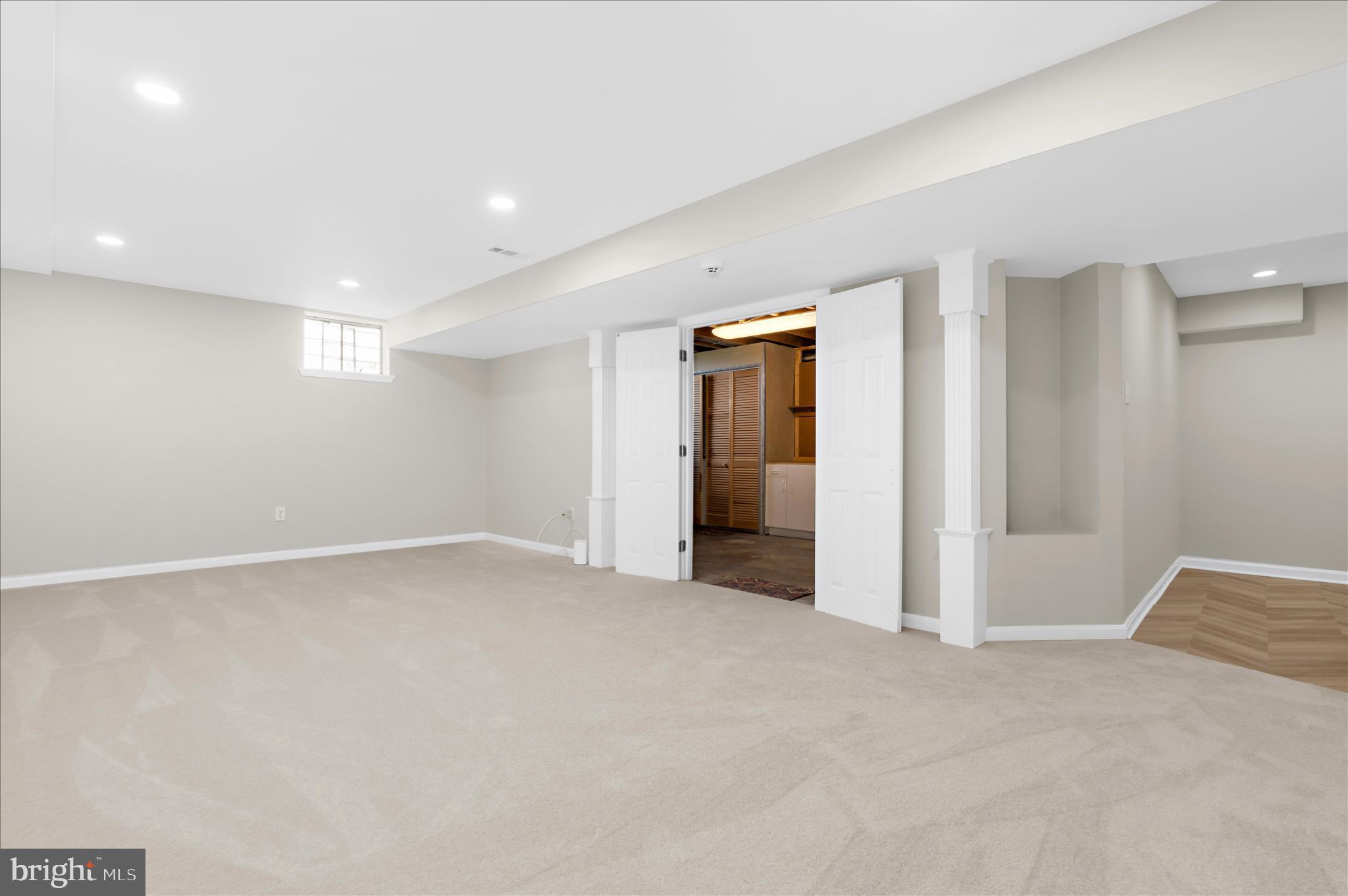 FERGUSON MEADOWS - Residential