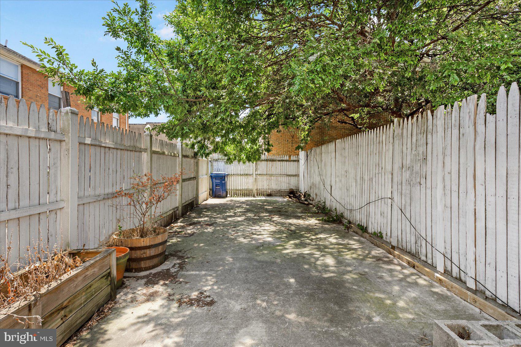 MCELDERRY PARK - Residential