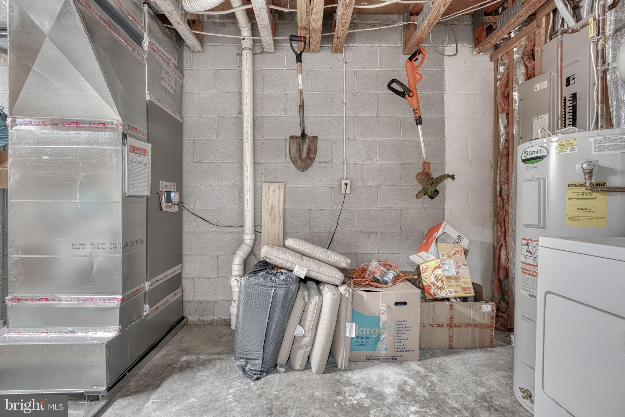 SILVER SPRING STATION - Residential