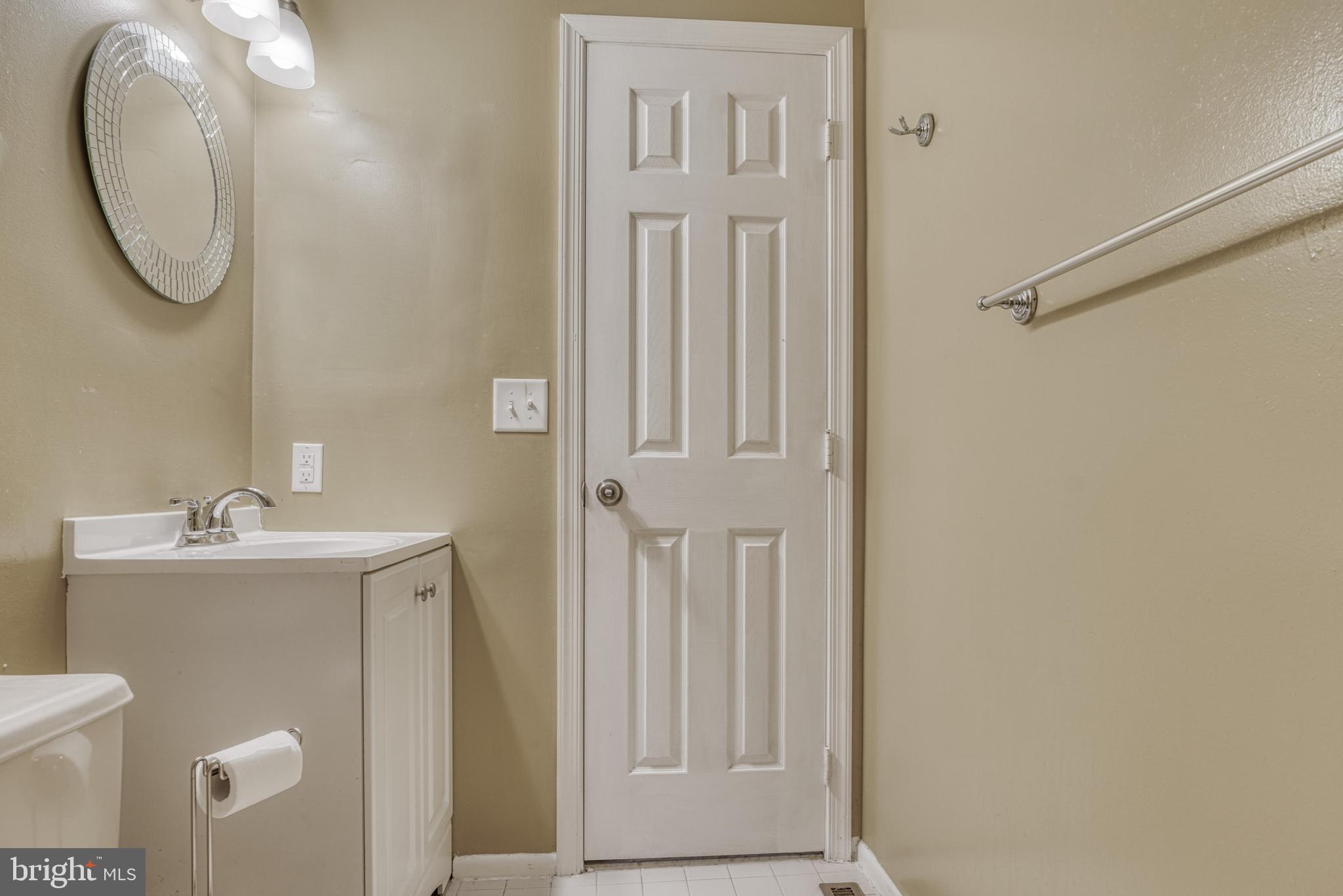 SILVER SPRING STATION - Residential