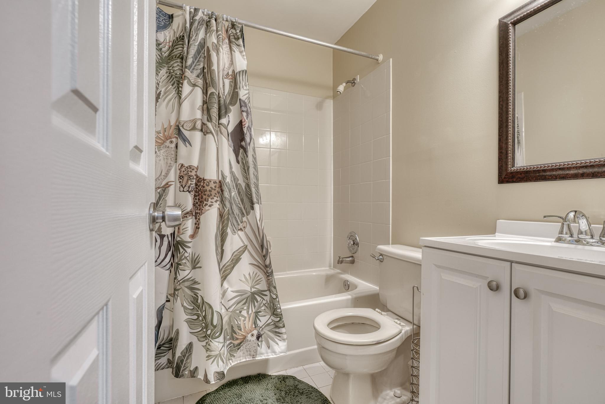 SILVER SPRING STATION - Residential