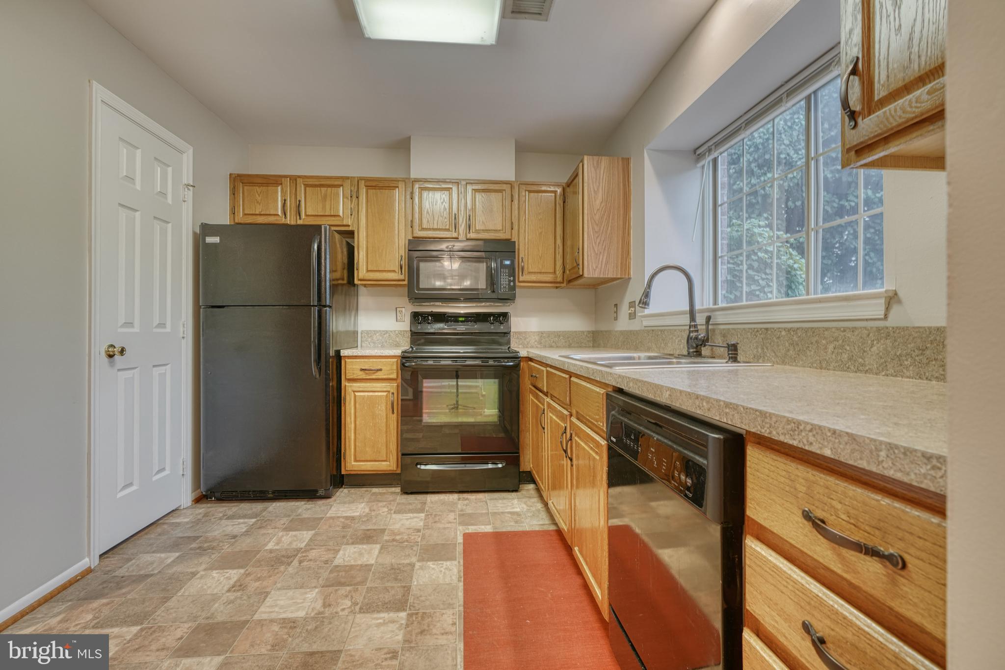 SILVER SPRING STATION - Residential