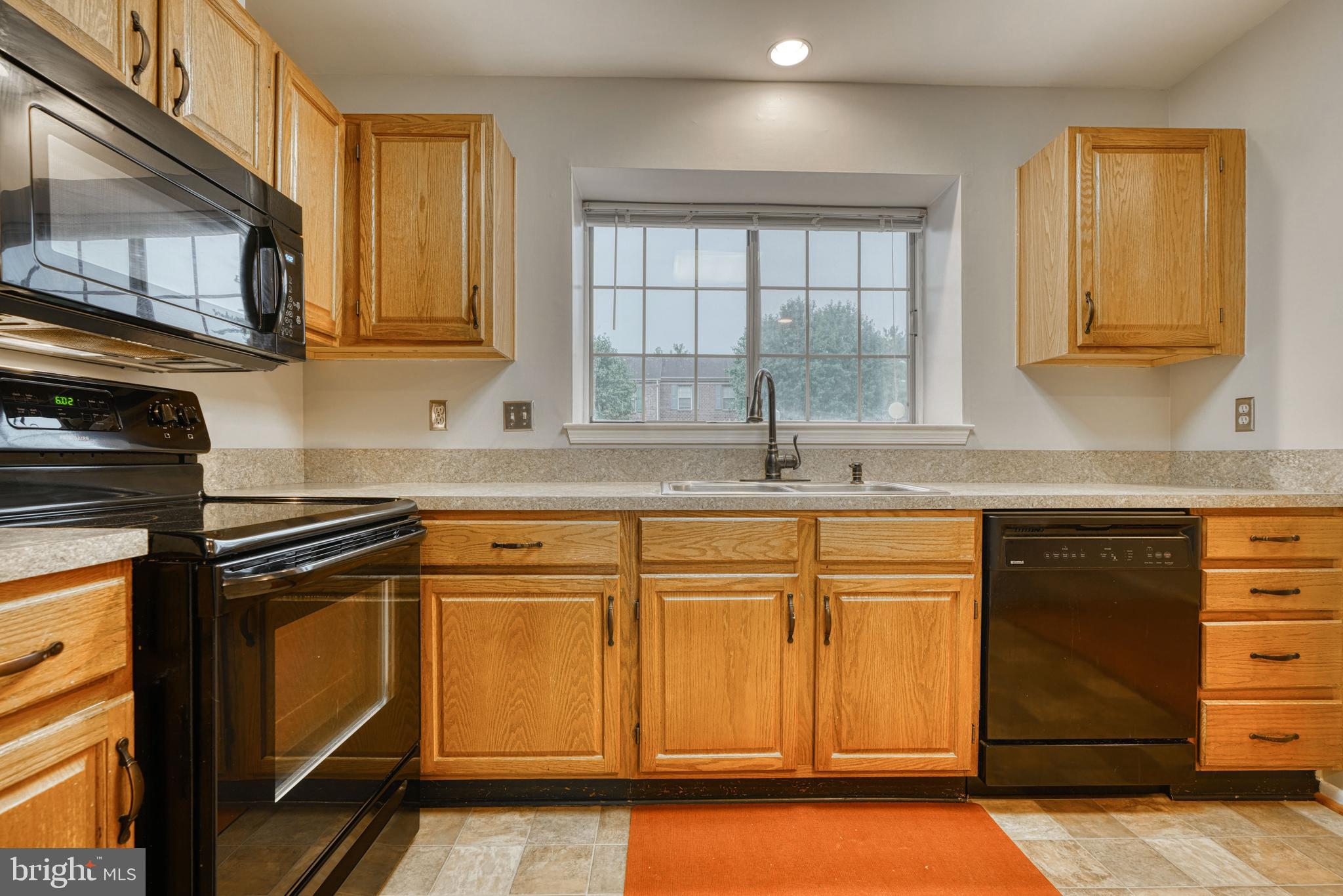 SILVER SPRING STATION - Residential