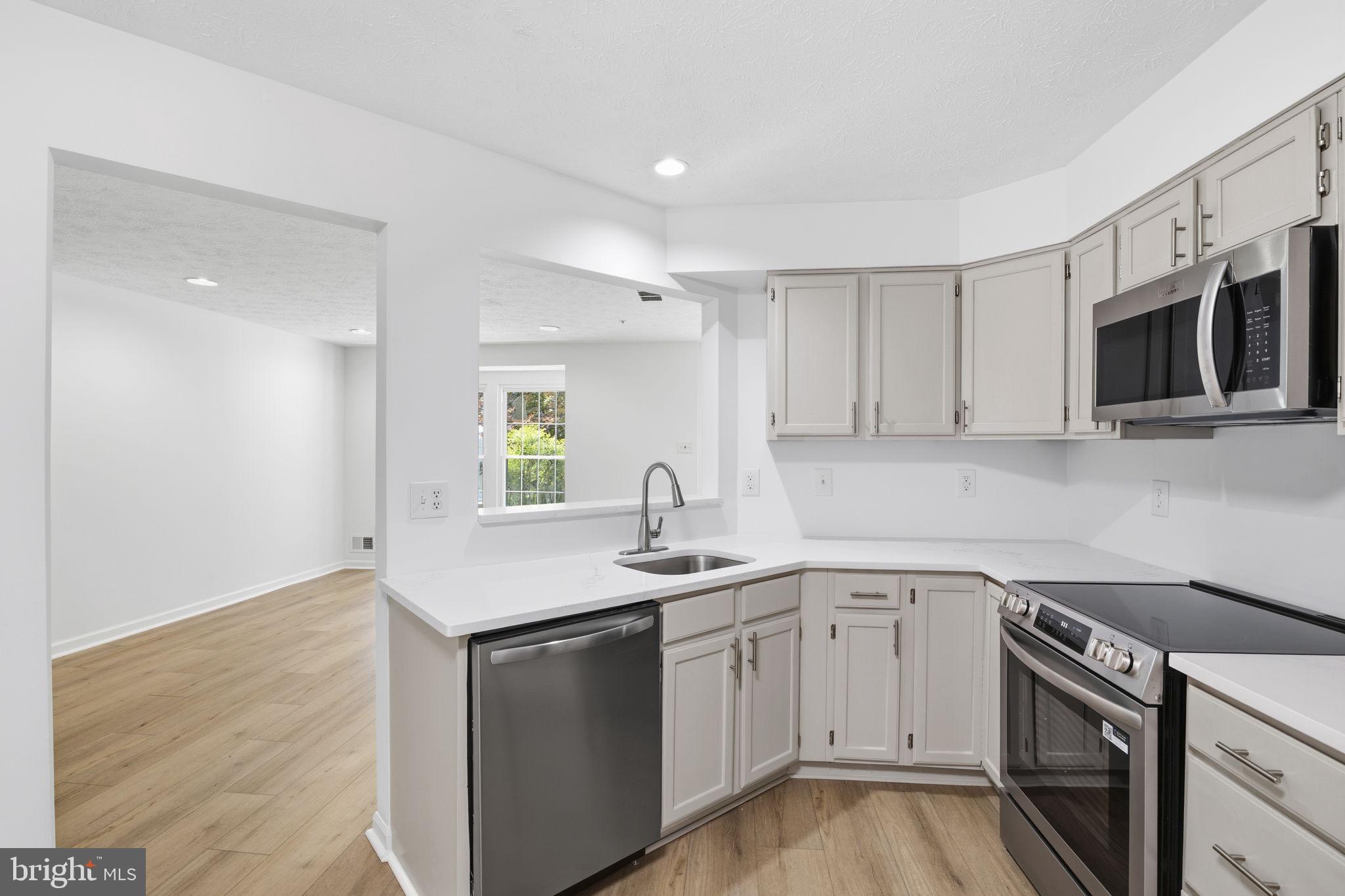 4240 MAPLE PATH CIRCLE 25