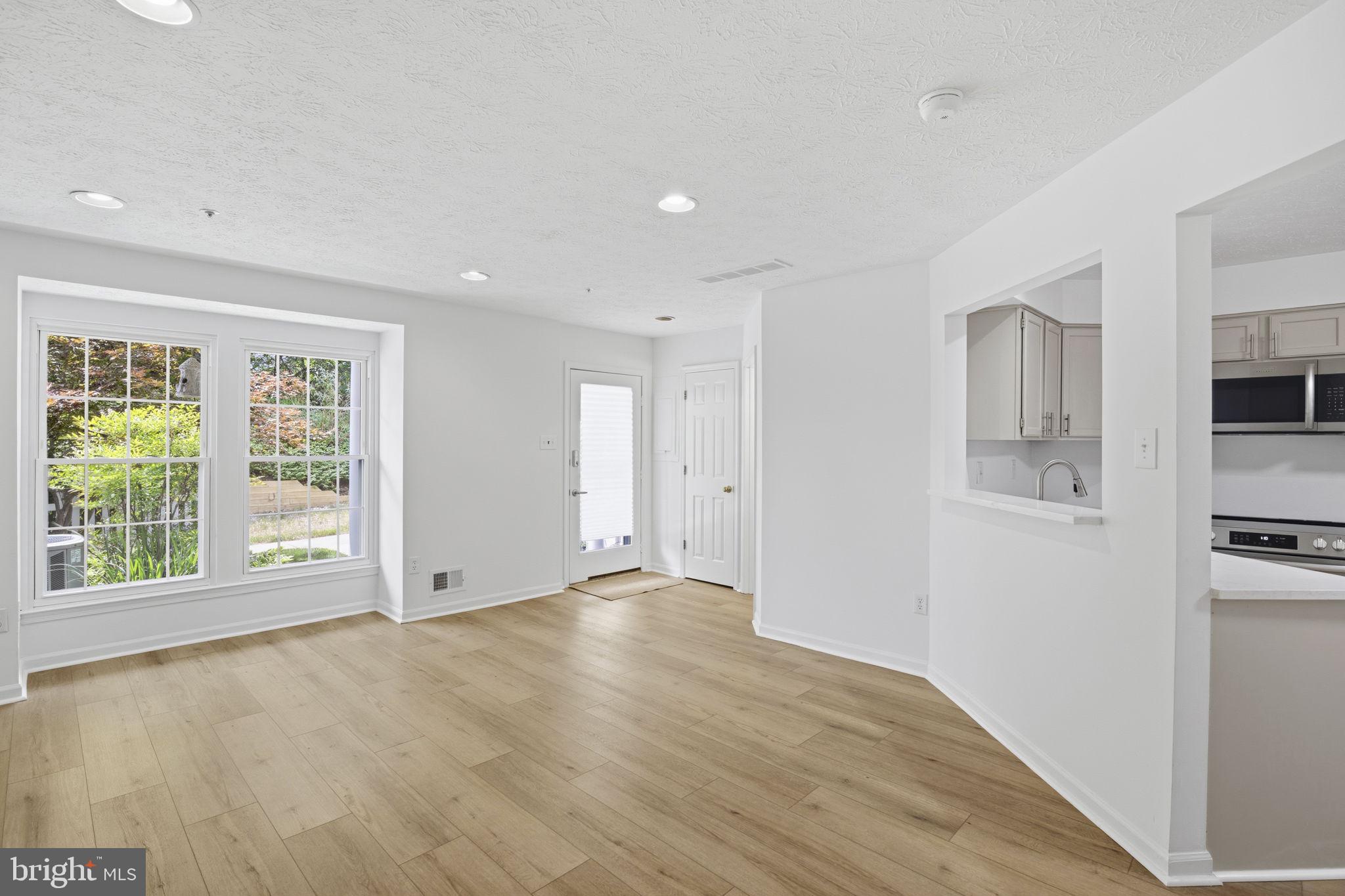 4240 MAPLE PATH CIRCLE 25