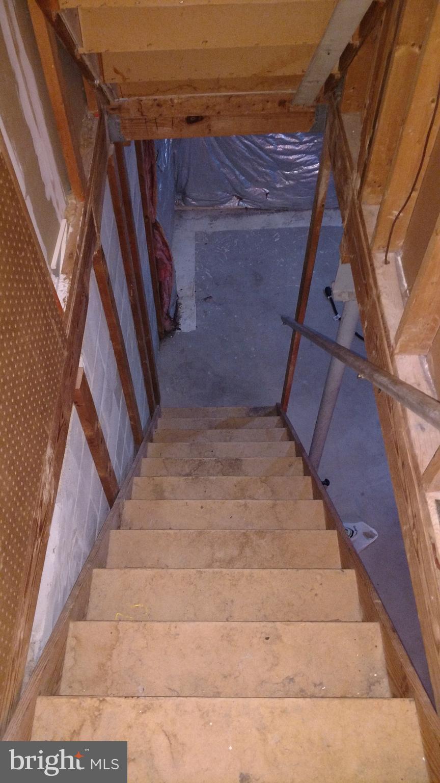 TRAILWOOD - Residential Lease