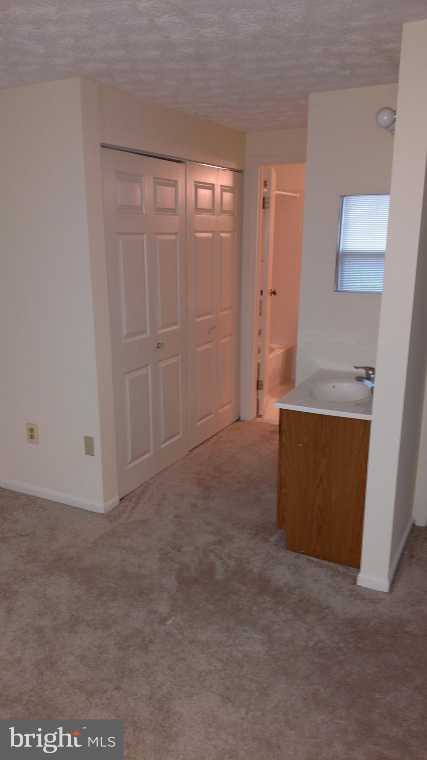 TRAILWOOD - Residential Lease