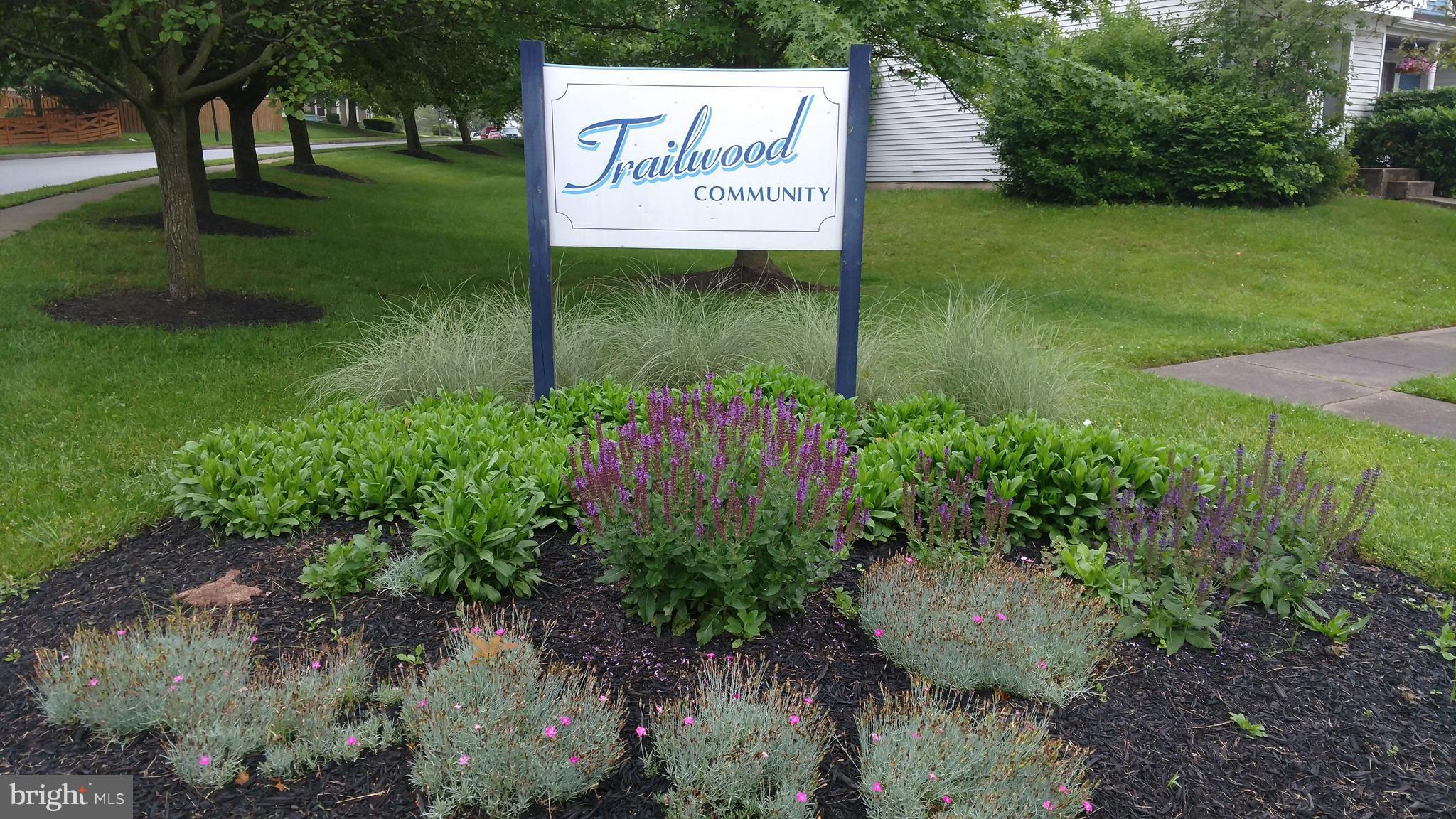 TRAILWOOD - Residential Lease