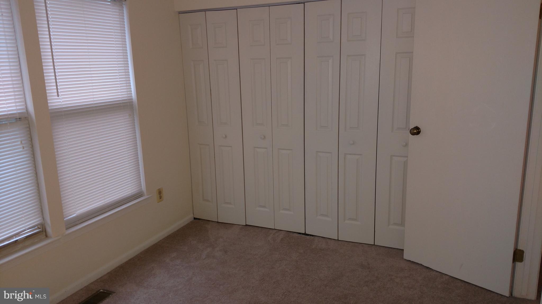 TRAILWOOD - Residential Lease