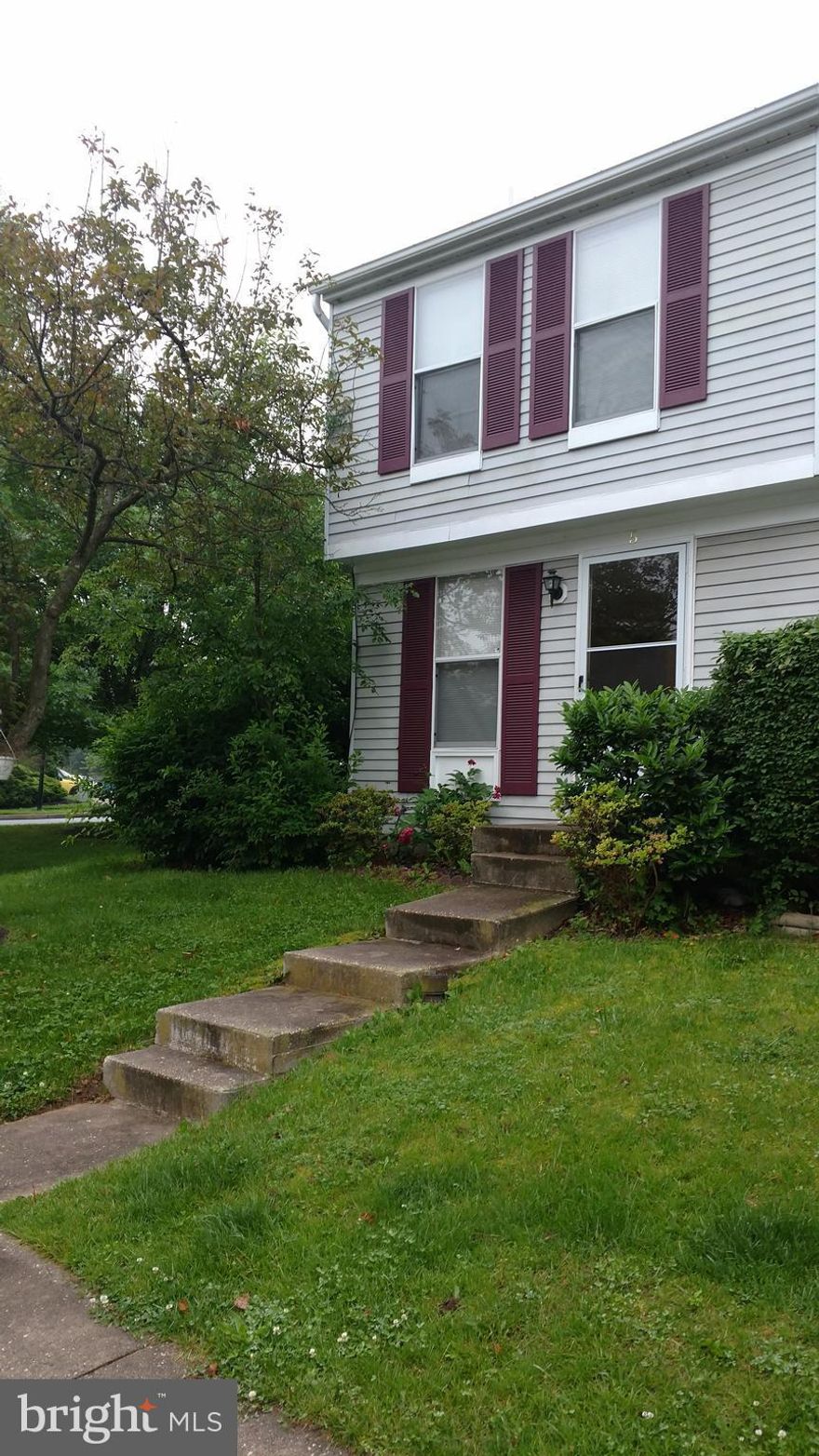 FANTASTIC END OF GROUP TOWNHOME WITH 2 LARGE BEDROOMS IN SOUGHT AFTER COMMUNITY OF TRAILWOOD! IMMEDIATE OCCUPANCY! FRESH PAINT THROUGHOUT, NEWER STOVE, REFRIGERATOR AND HVAC TWO ASSIGNED PARKING SPACES. WASHER & DRYER AS-IS. PUBLIC POOL WITHIN WALKING DISTANCE! EASY ACCESS TO I95, RT 40, RT 7 AND RT1 AS WELL AS THE MALL AND AVENUE! NO PETS, NO SMOKERS, NO VOUCHERS AT THIS TIME. CONTACT ALT AGENT.