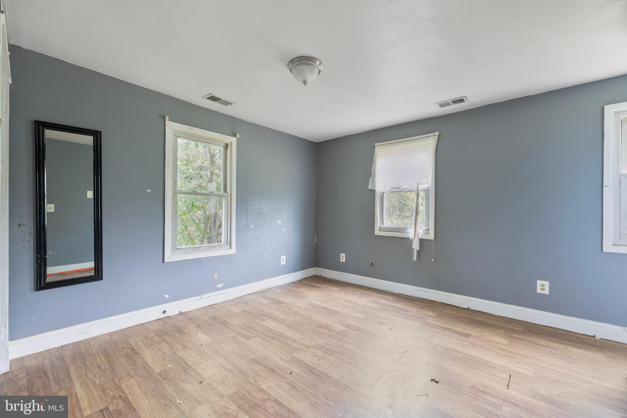 WATERSVILLE - Residential