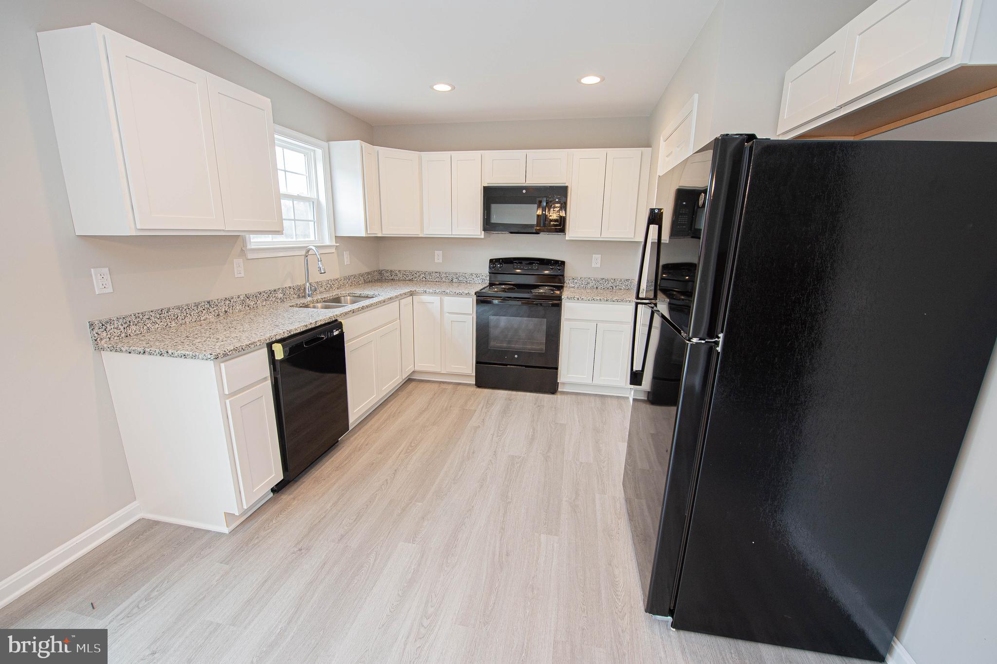 BUTLER'S VILLAGE - Residential Lease