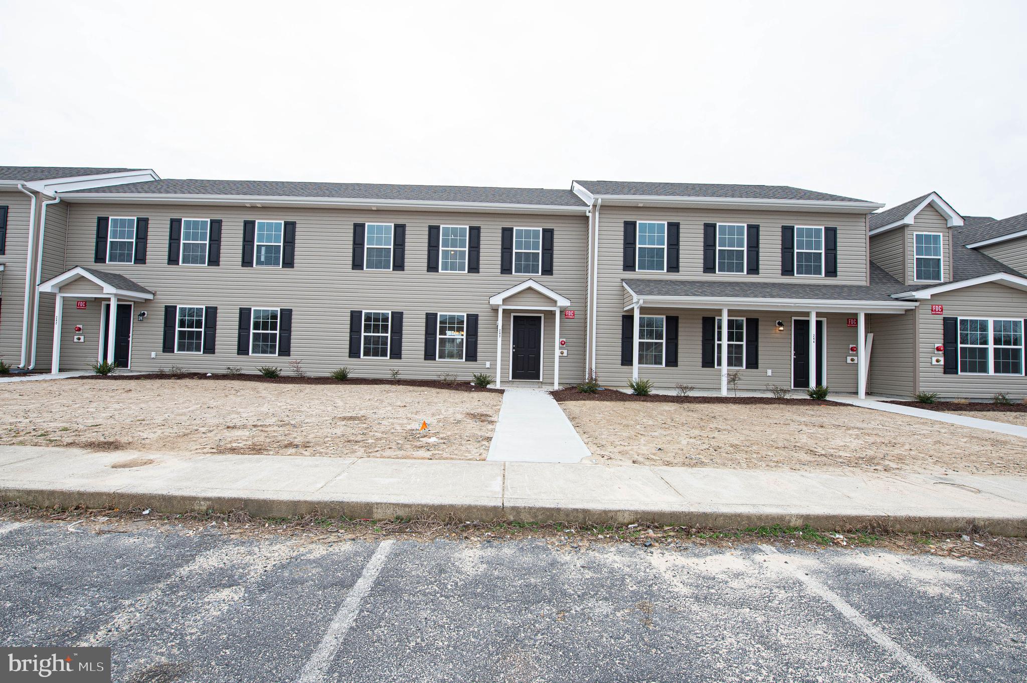 BUTLER'S VILLAGE - Residential Lease