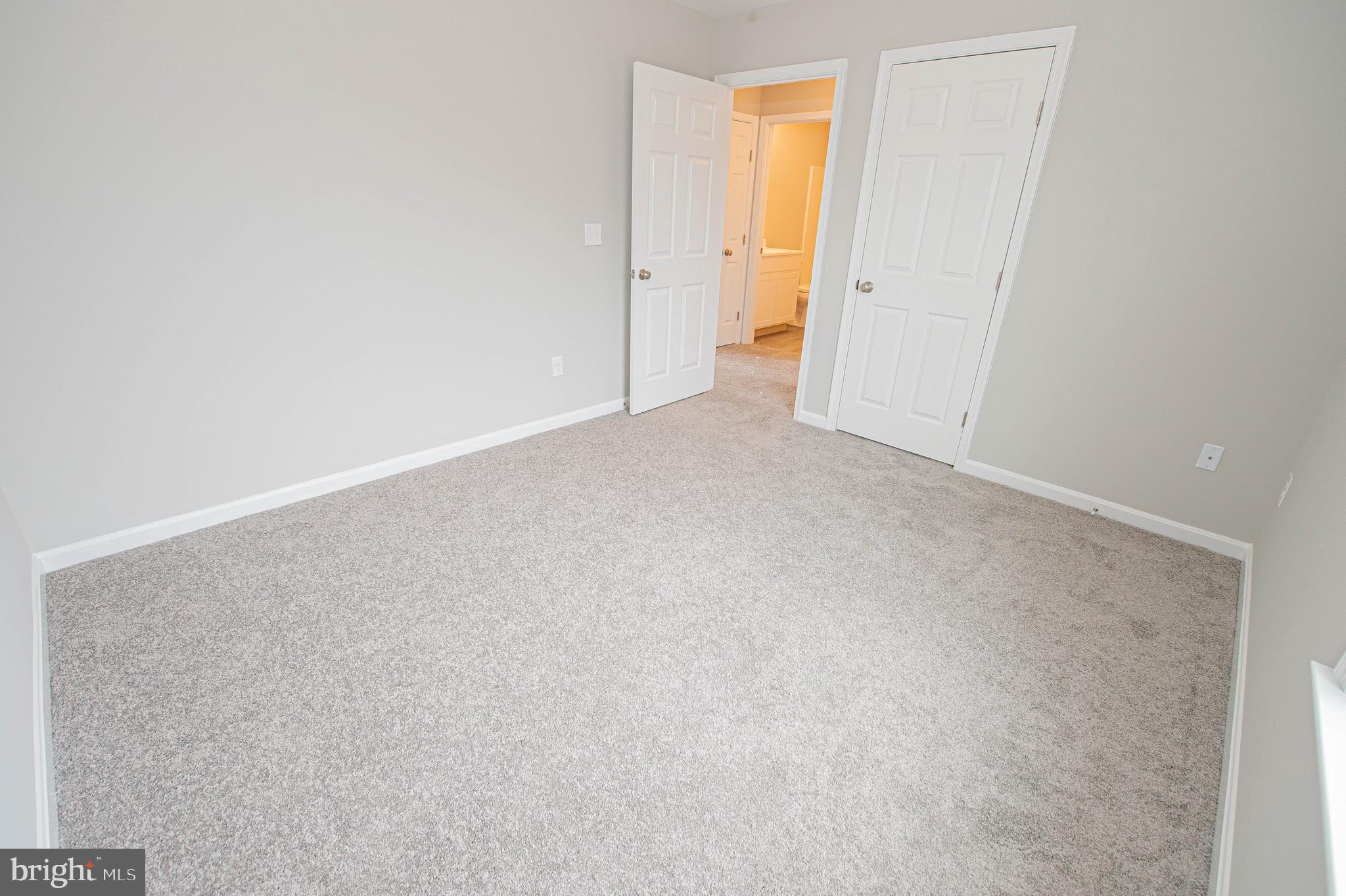 BUTLER'S VILLAGE - Residential Lease