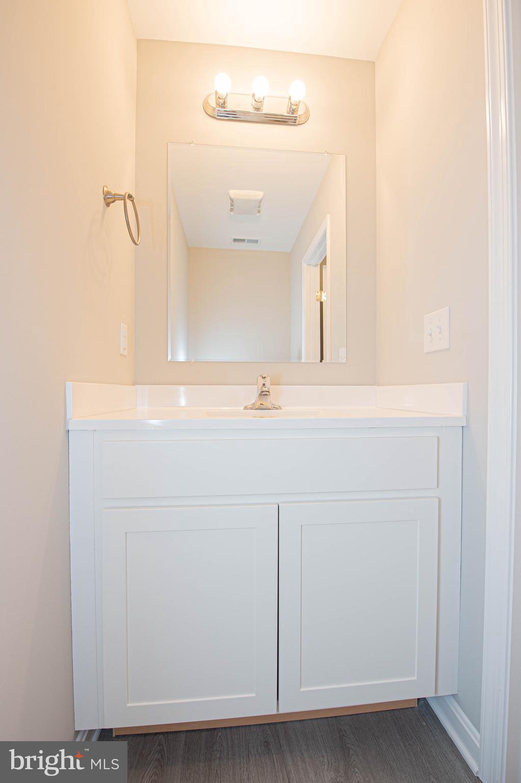 BUTLER'S VILLAGE - Residential Lease