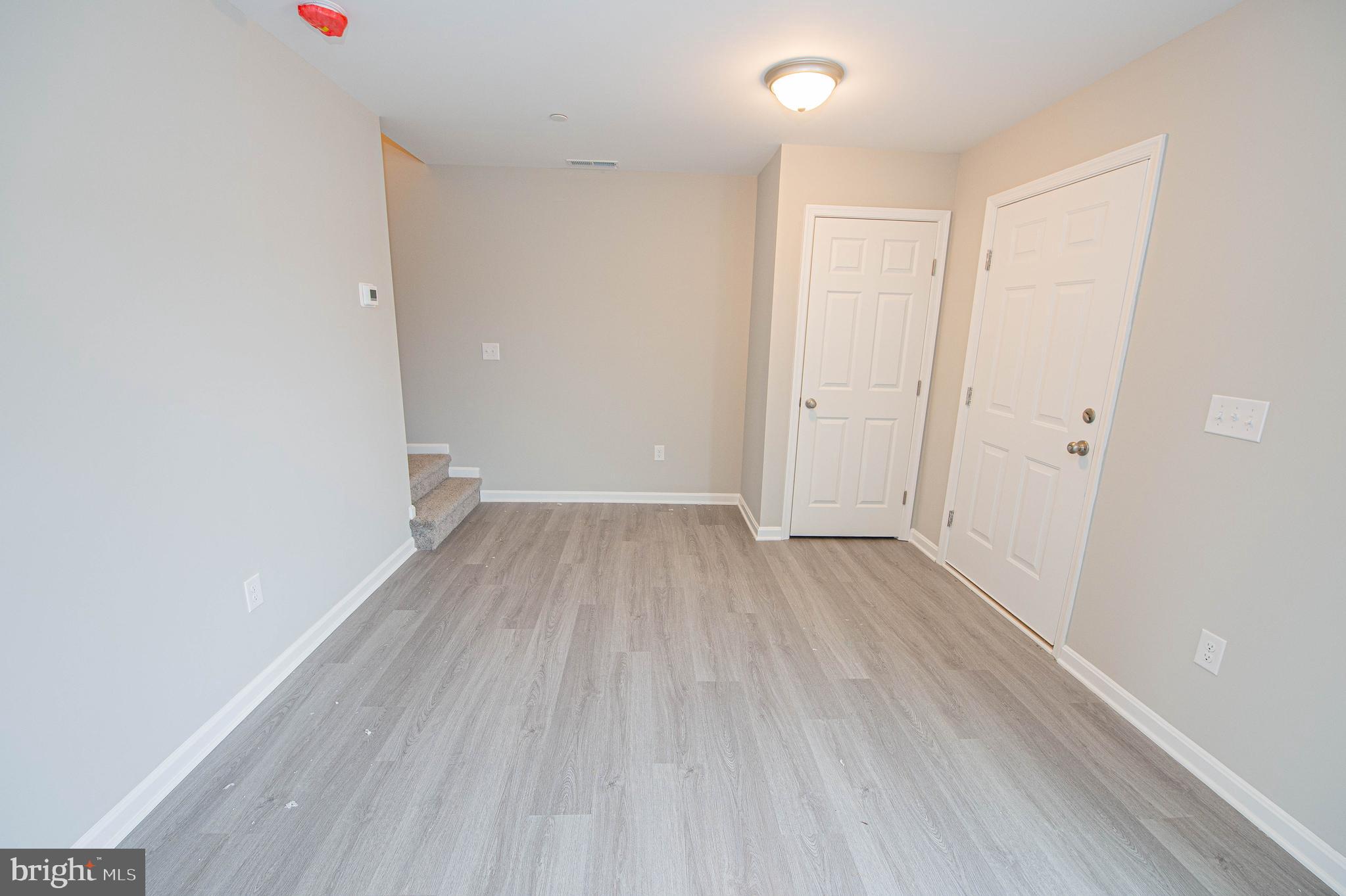 BUTLER'S VILLAGE - Residential Lease