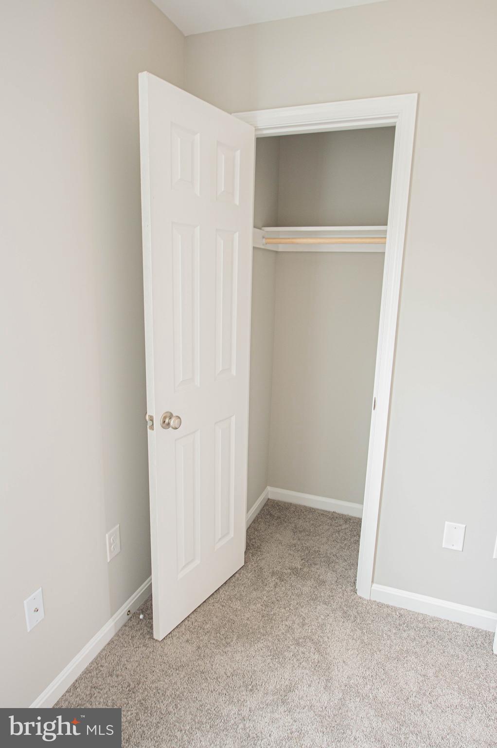 BUTLER'S VILLAGE - Residential Lease