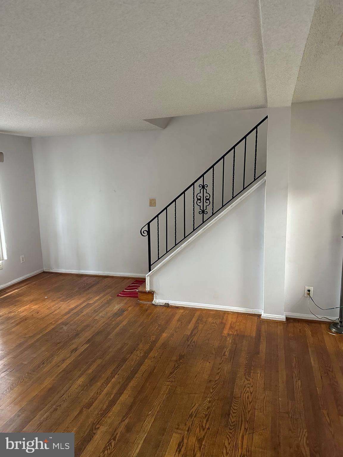 WARWICK VILLAGE - Residential