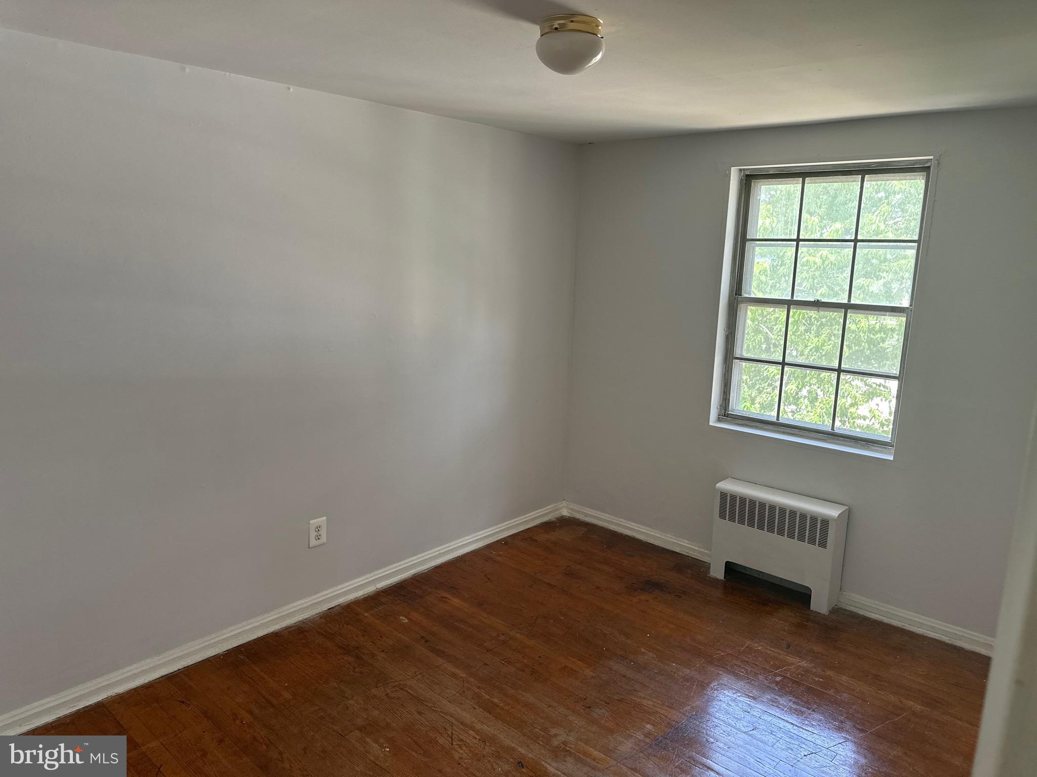 WARWICK VILLAGE - Residential