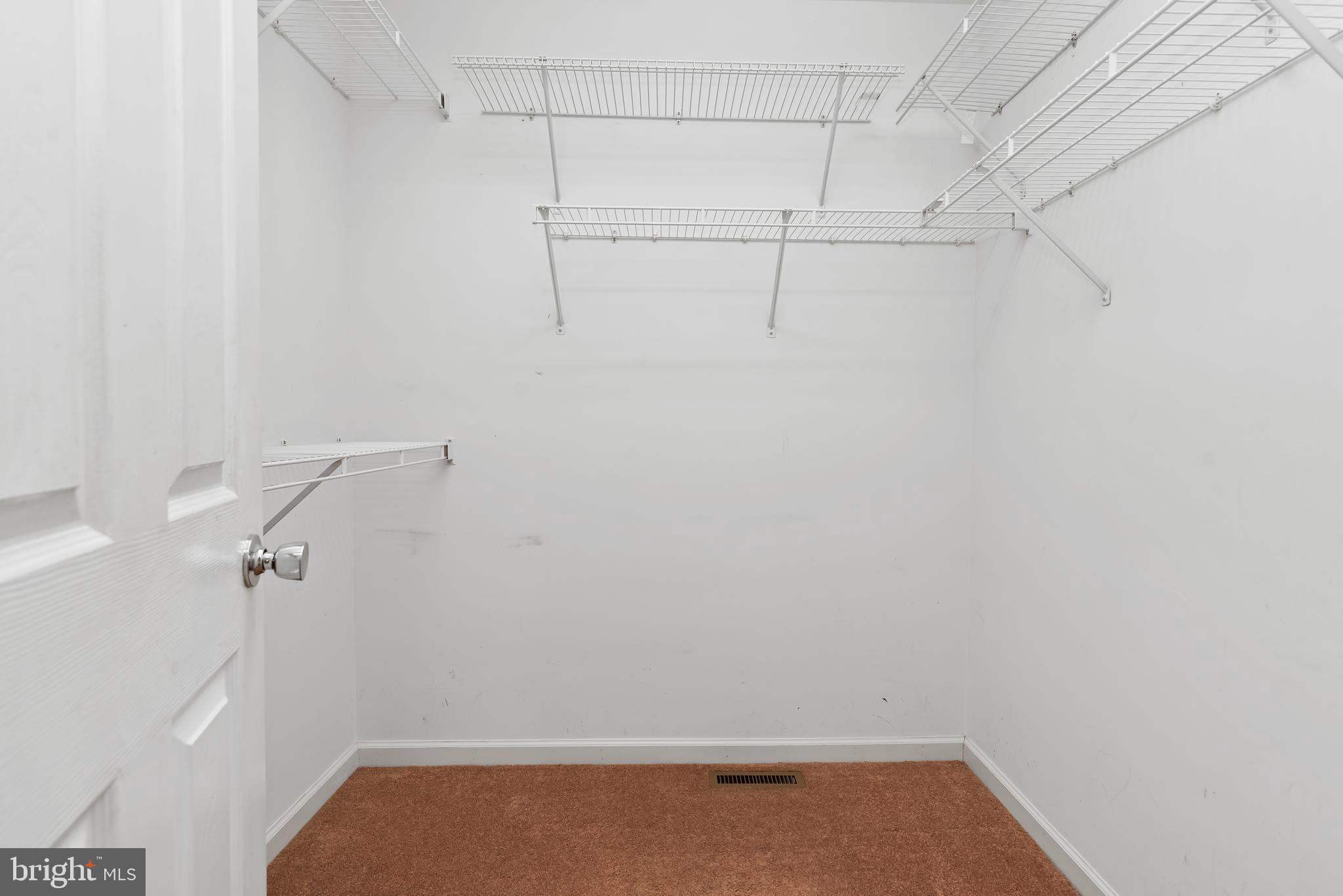 HOLLY HILLS - Residential