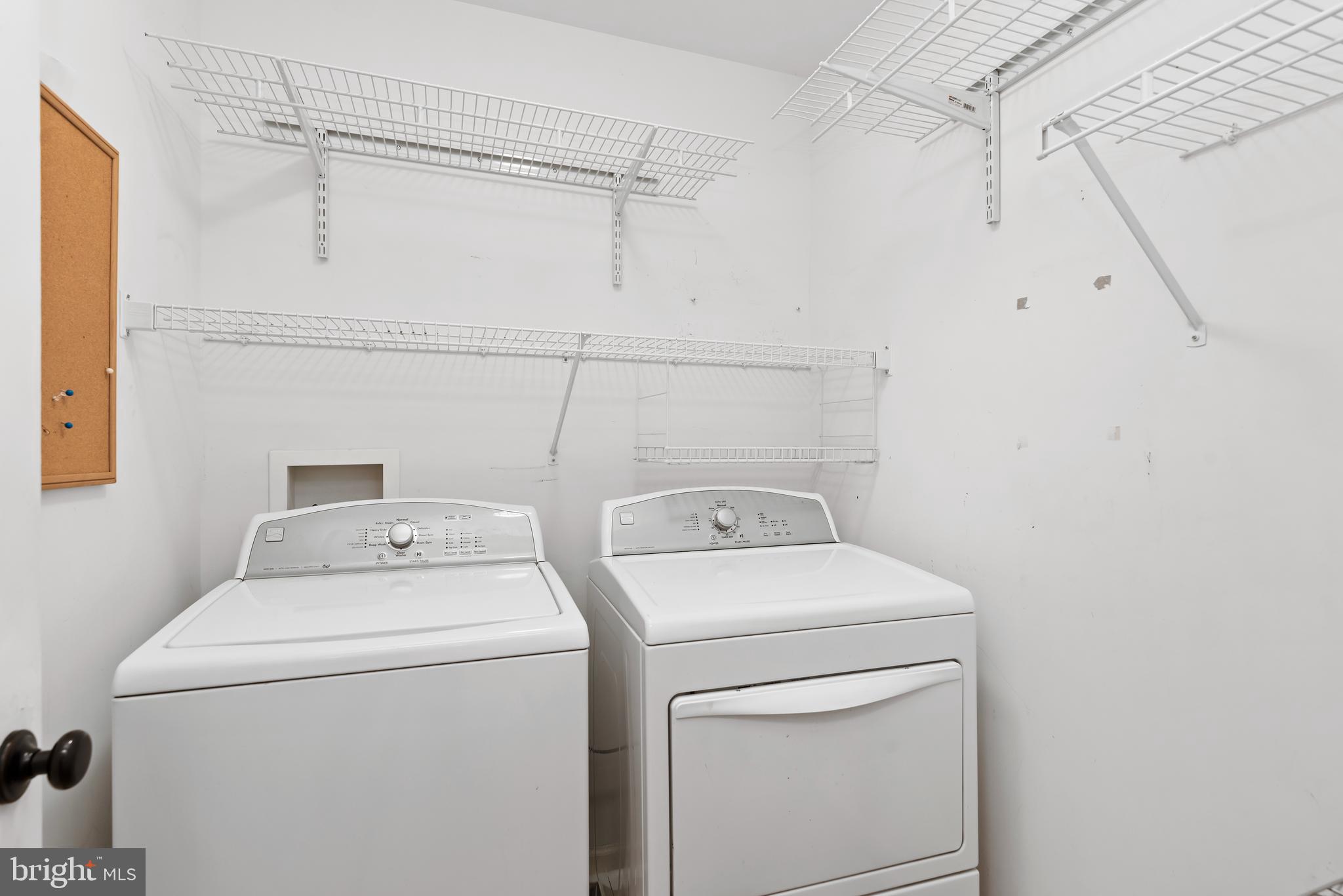 HOLLY HILLS - Residential