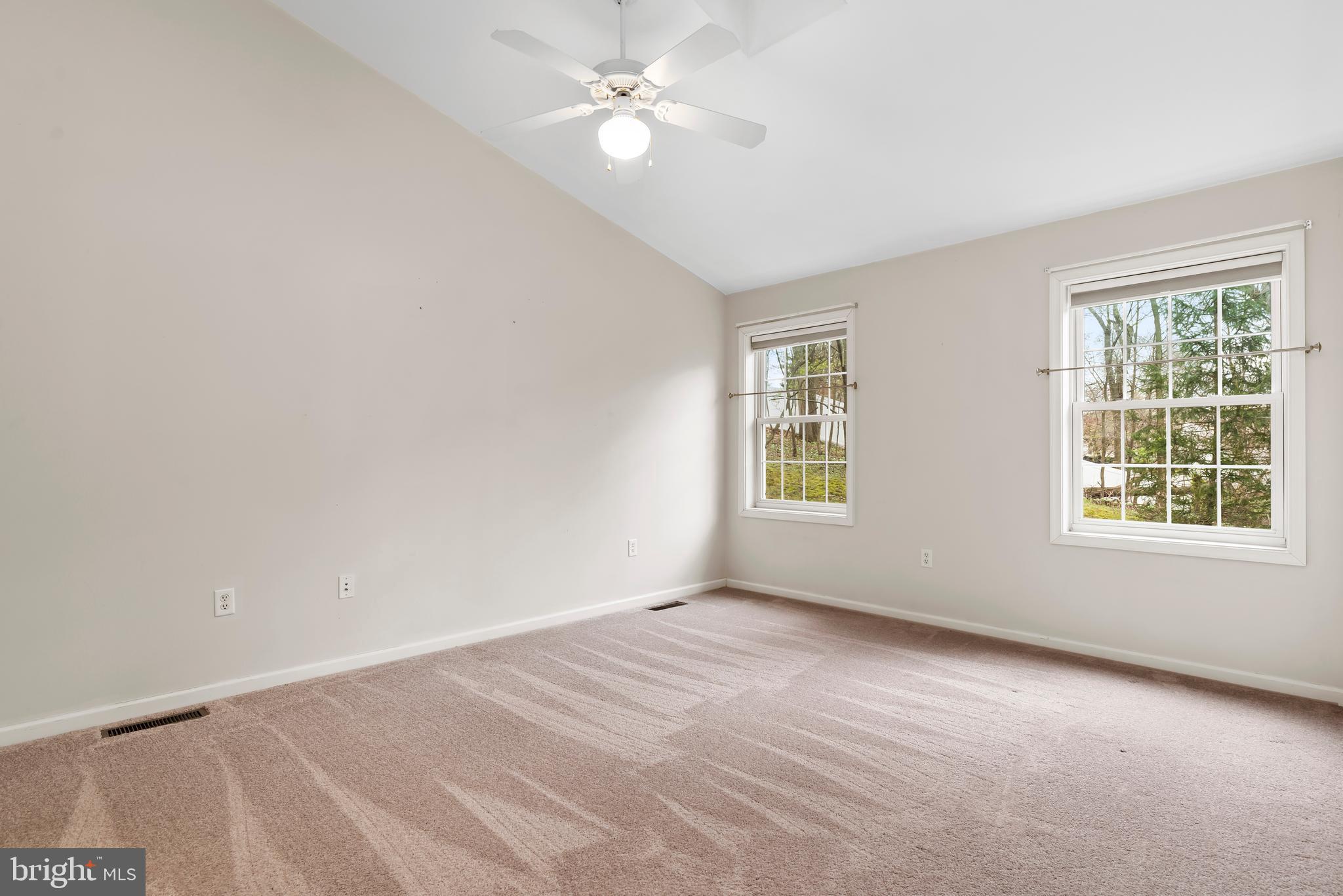 HOLLY HILLS - Residential