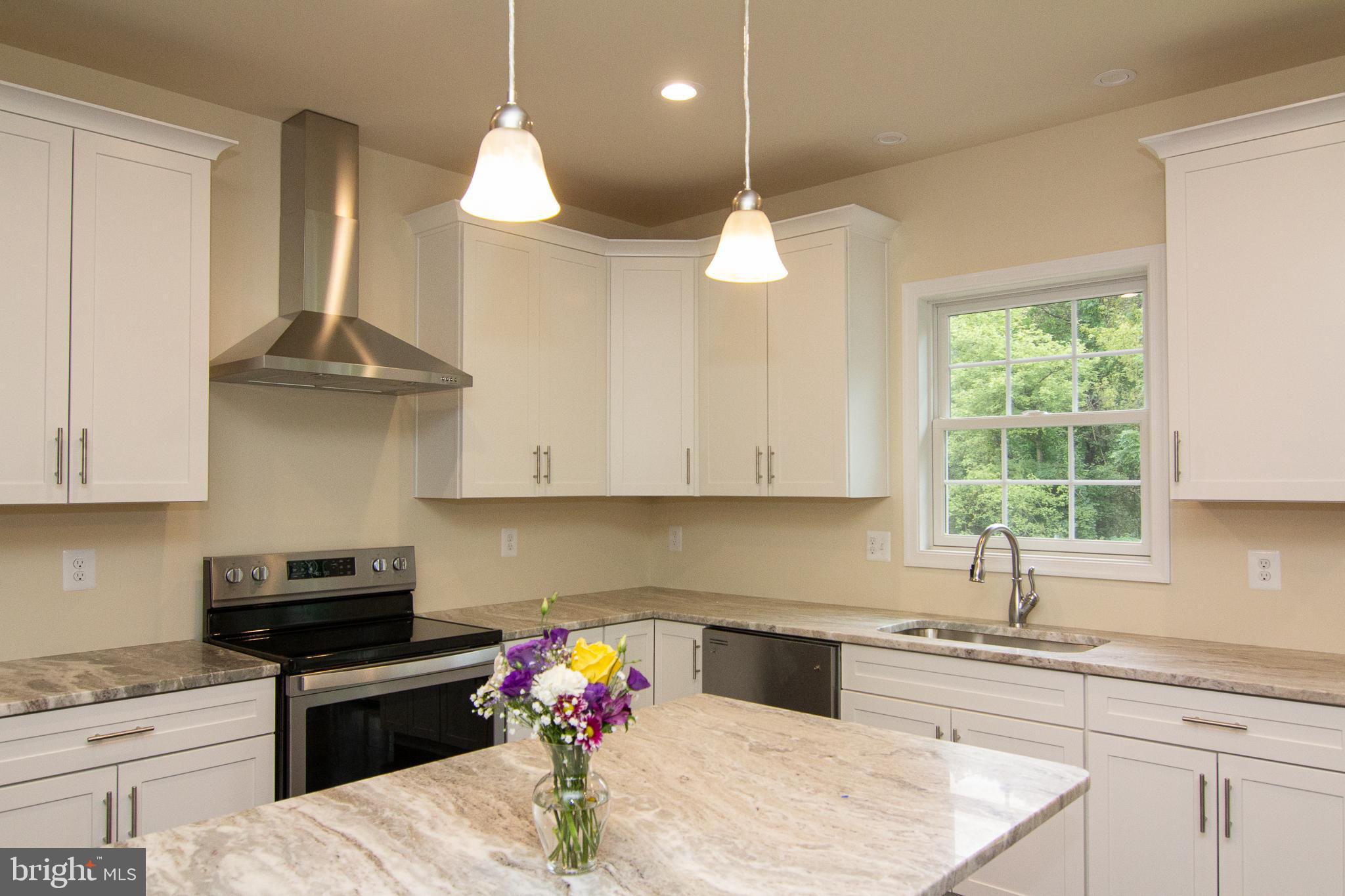 BLIZZARD HILL - Residential