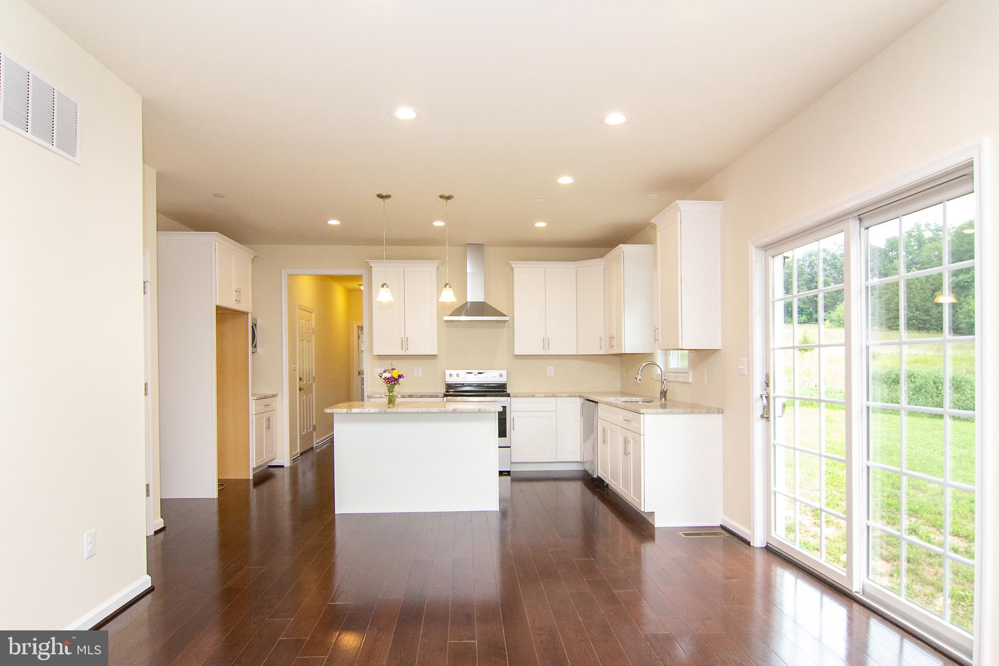 BLIZZARD HILL - Residential