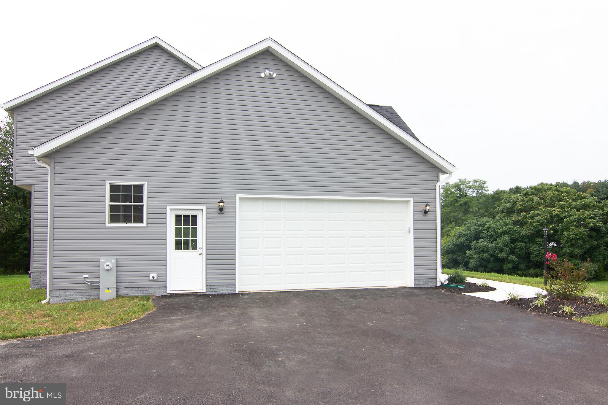 BLIZZARD HILL - Residential