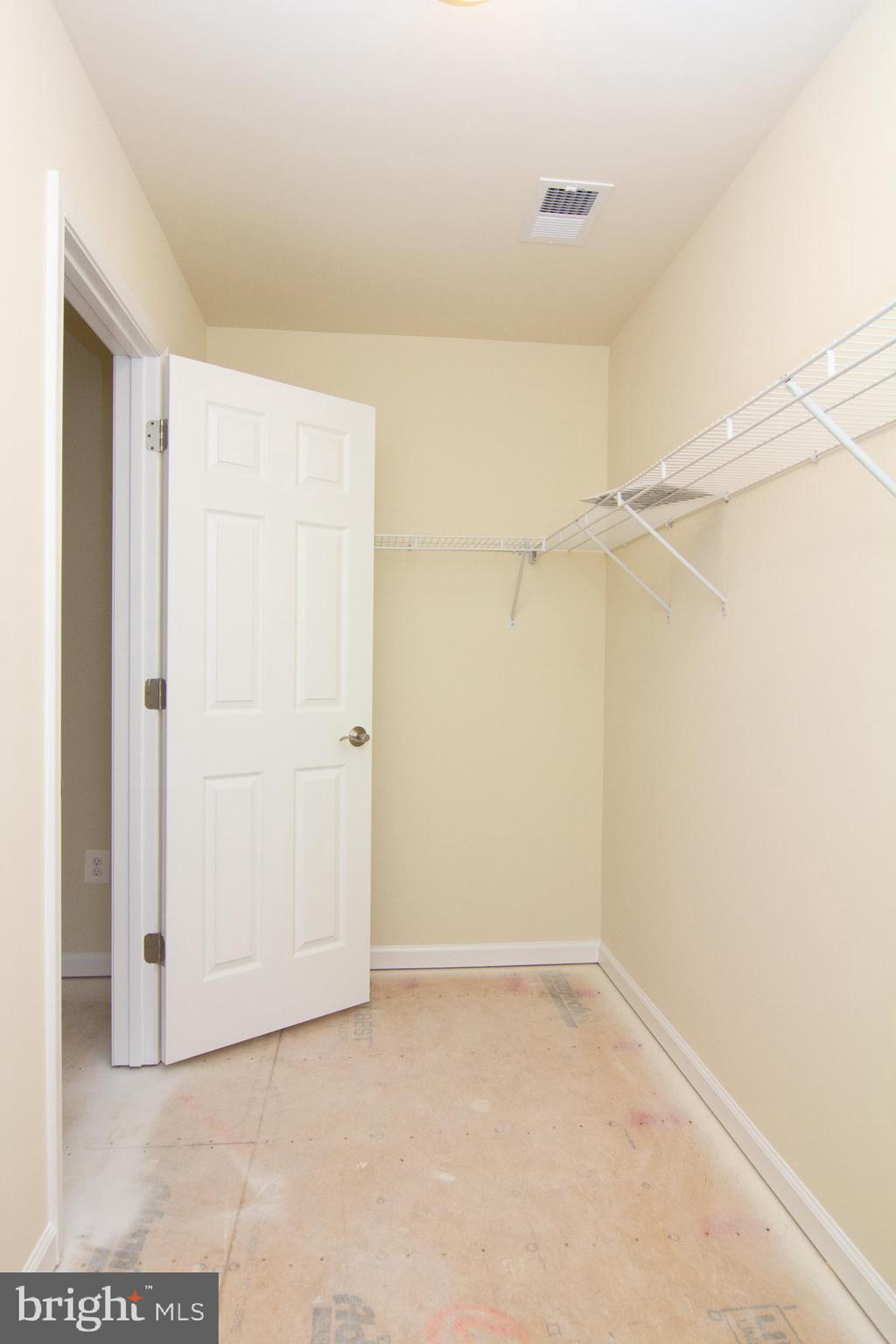 BLIZZARD HILL - Residential